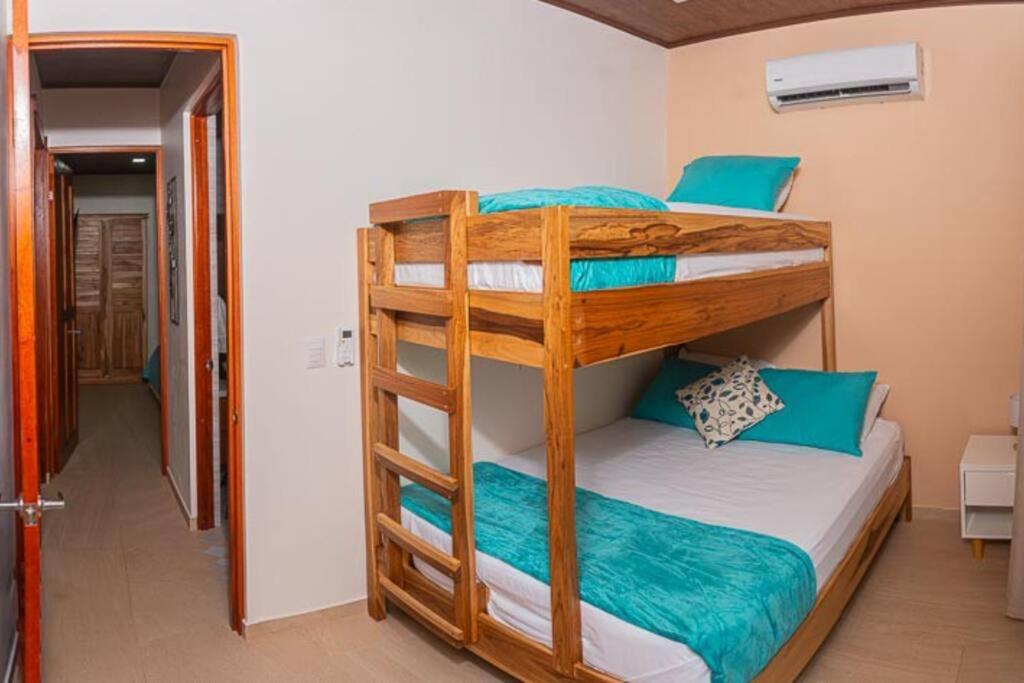 Villa Aurora with Jacuzzi in La Fortuna
