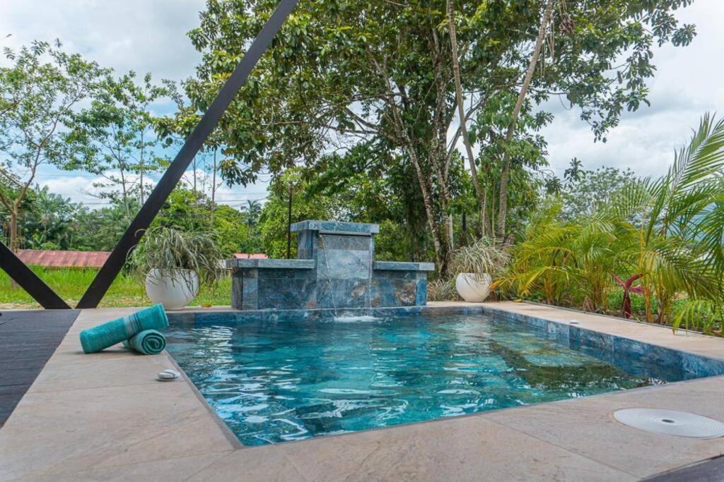 Villa Aurora with Jacuzzi in La Fortuna