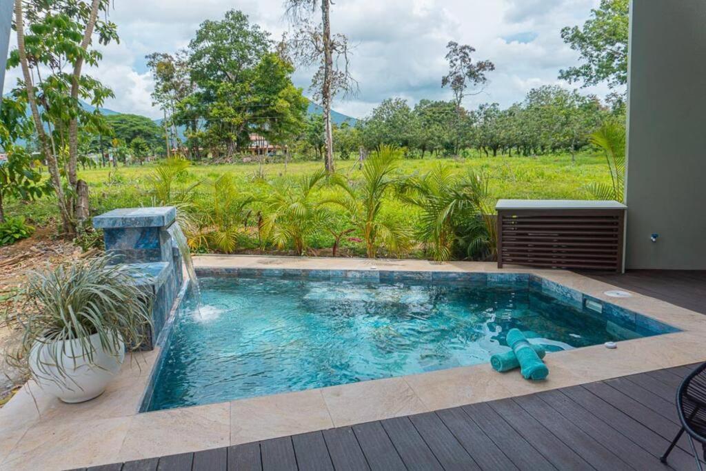 Villa Aurora with Jacuzzi in La Fortuna