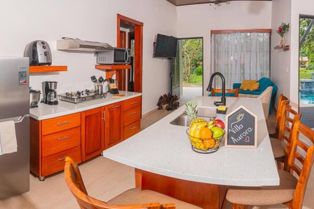 Villa Aurora with Jacuzzi in La Fortuna