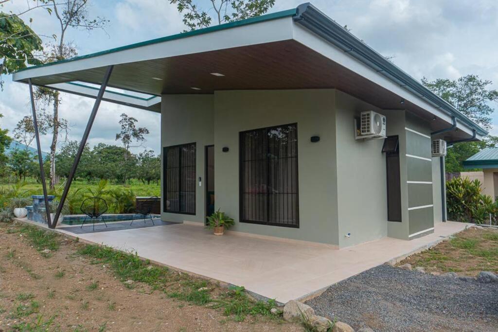 Villa Aurora with Jacuzzi in La Fortuna