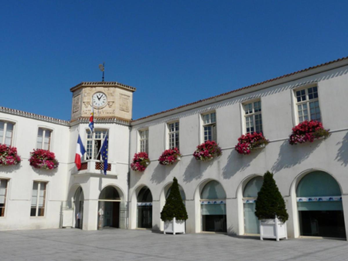 Photo 10