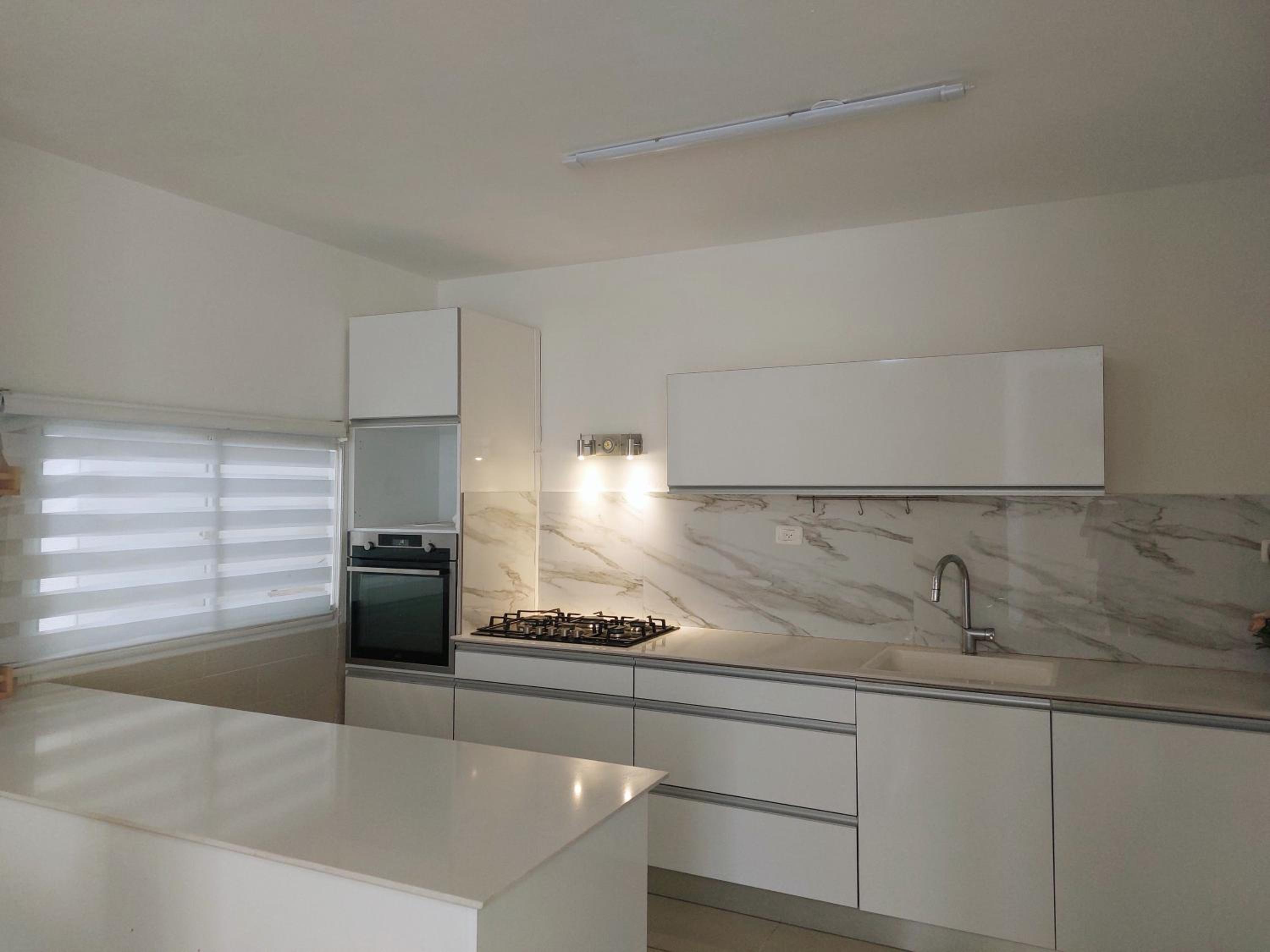 Ashkelon apartment near the beach