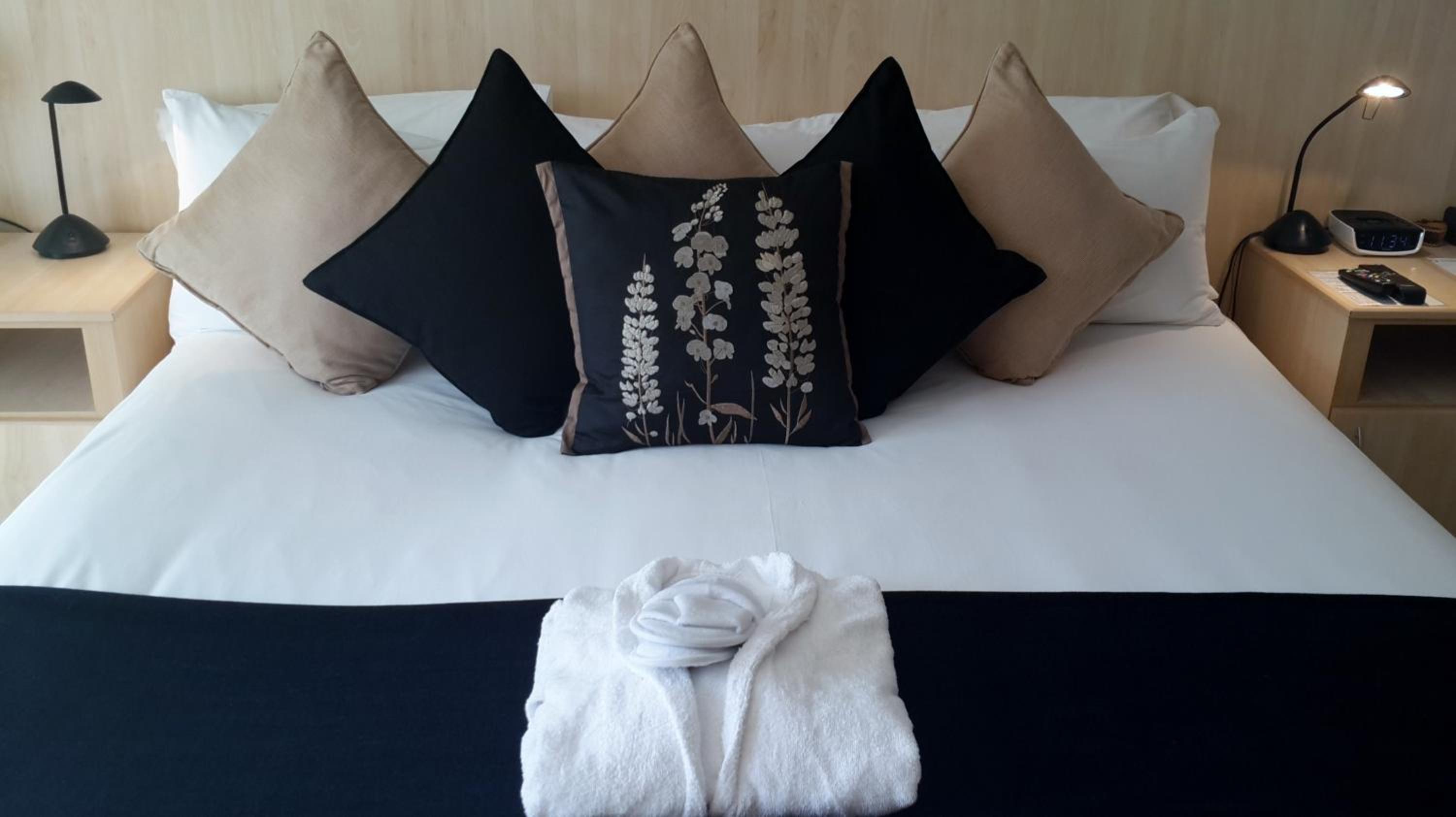 Riversong Guest House