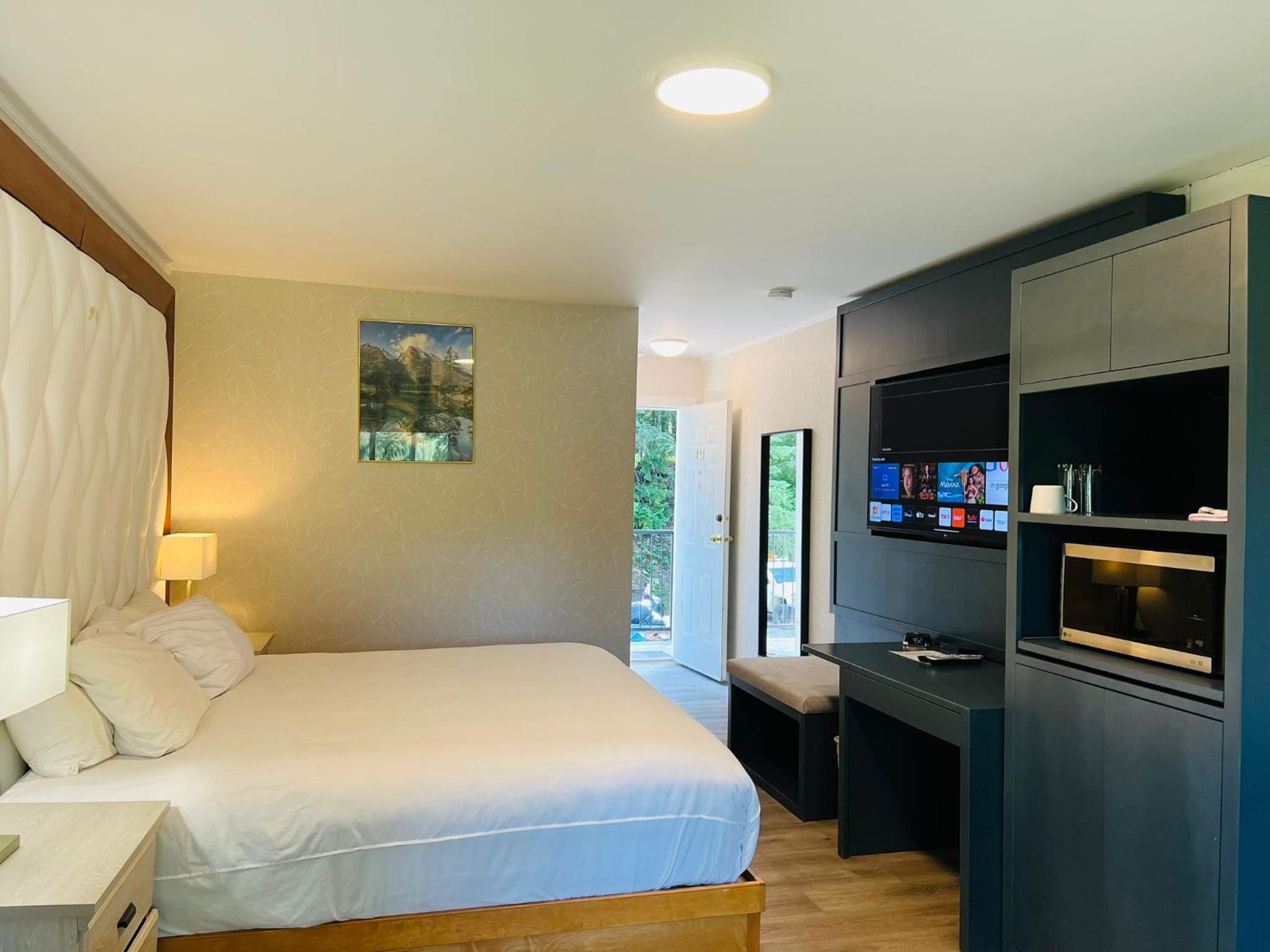 Hotel Civilia Lakeside by Civilia Golf Retreat
