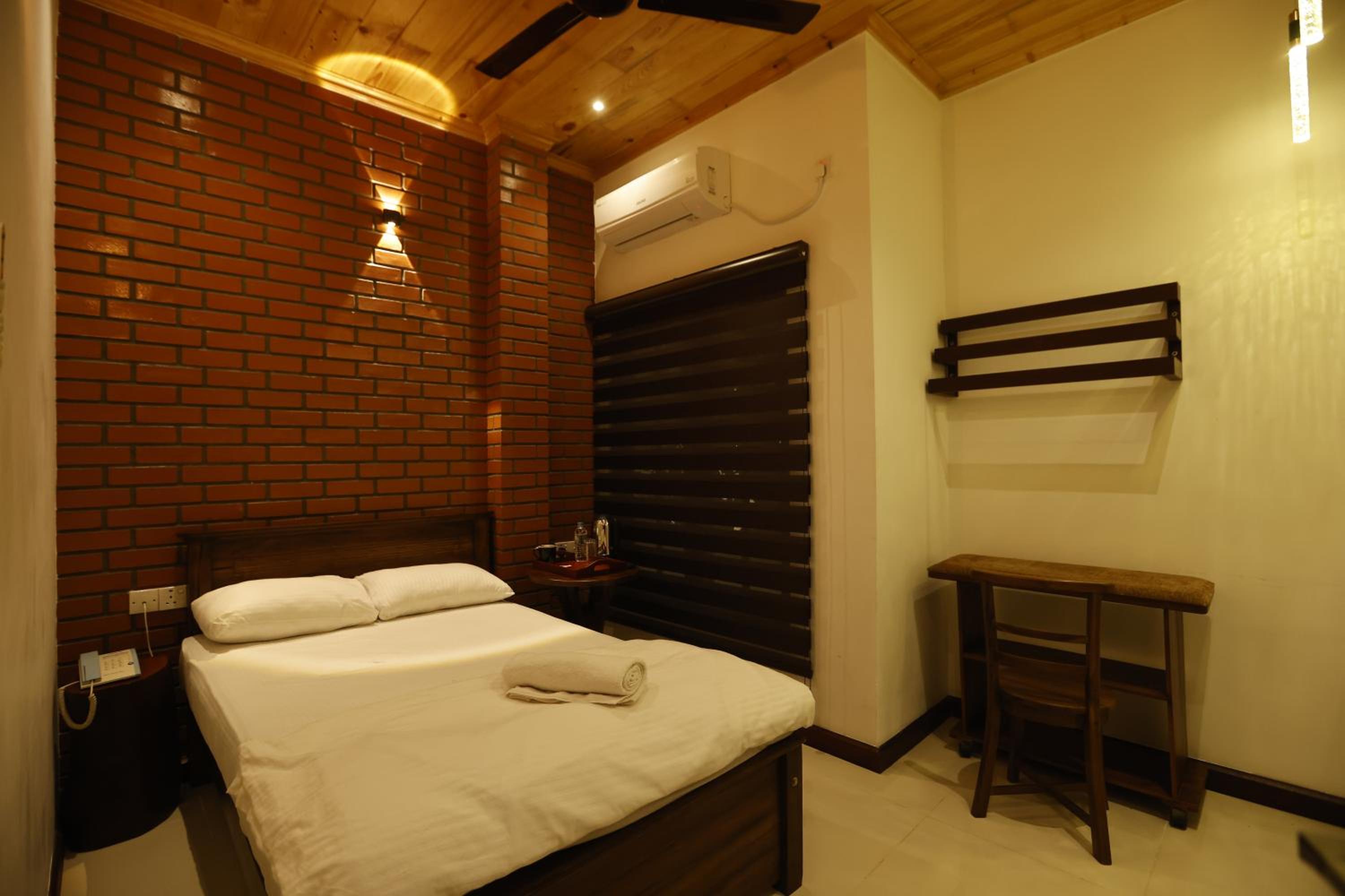 J Hotel view 2