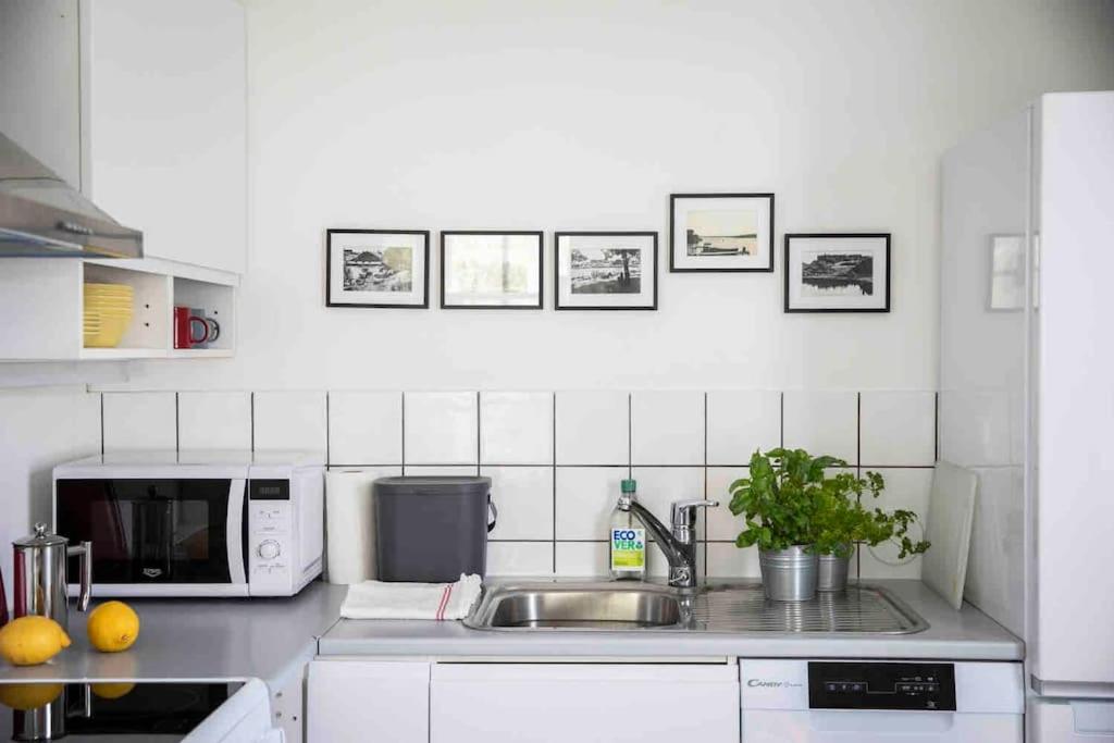 Seaside Cottage in Suomenlinna Island