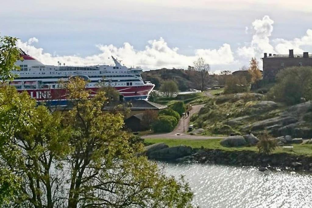 Seaside Cottage in Suomenlinna Island