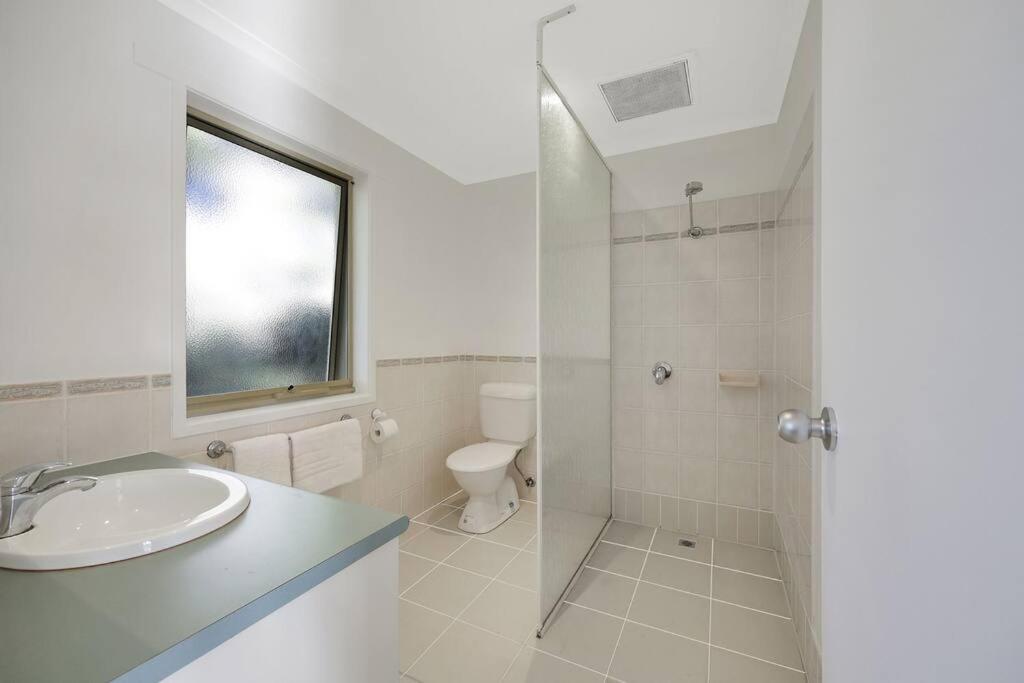 Logans Beach Apartments - Elements