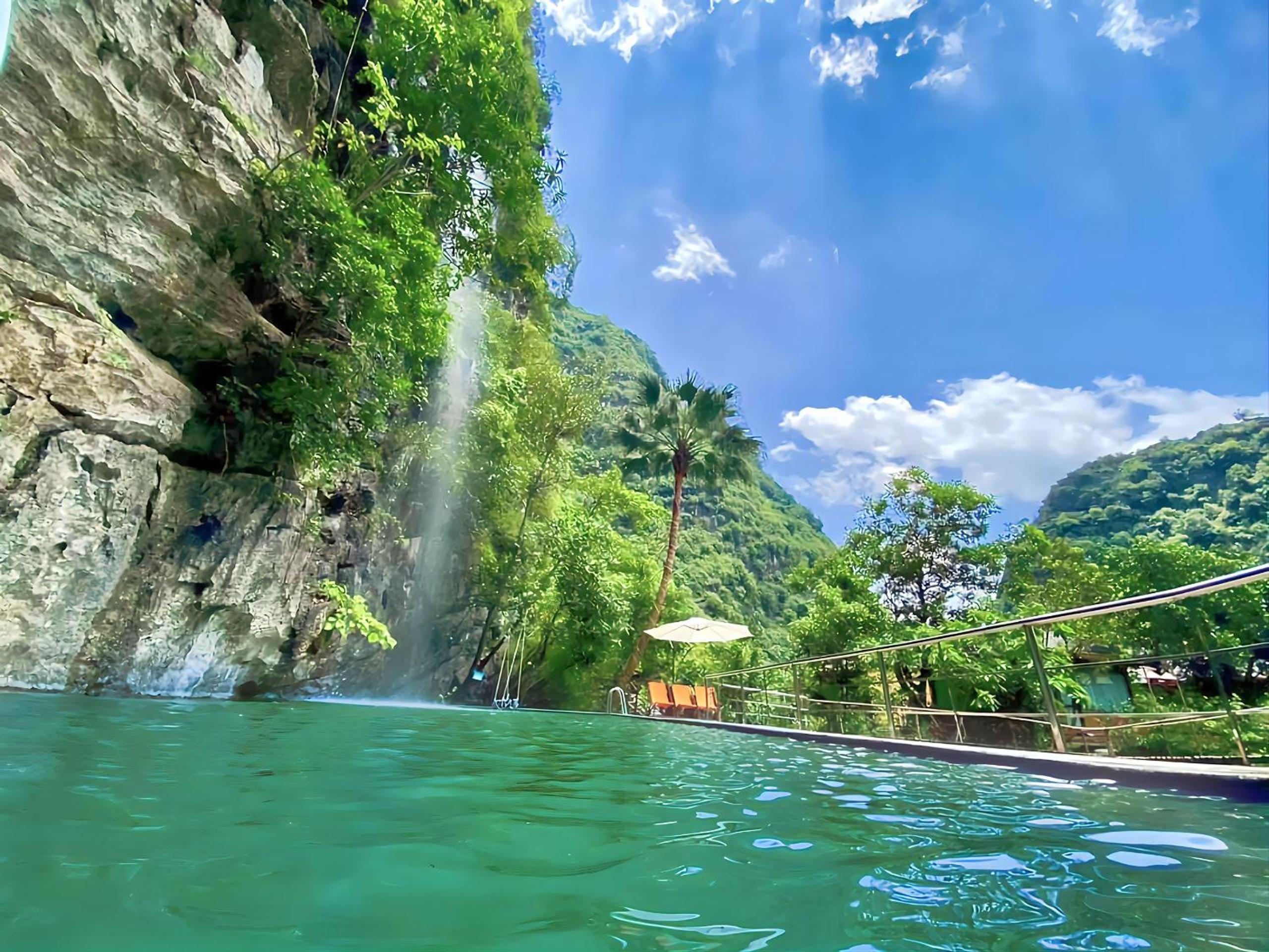 Thung lũng xanh Tràng An view 2
