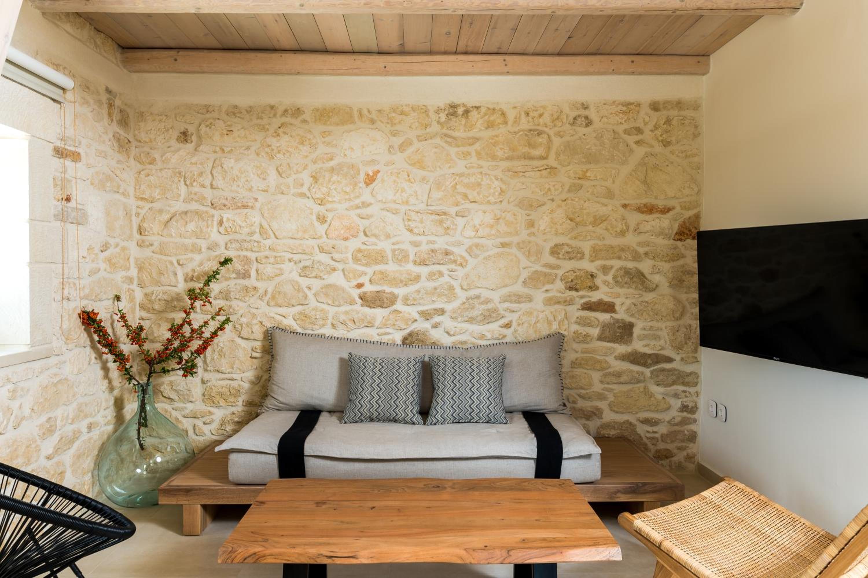Amvikas suites-Sitia, by Comfortbnb