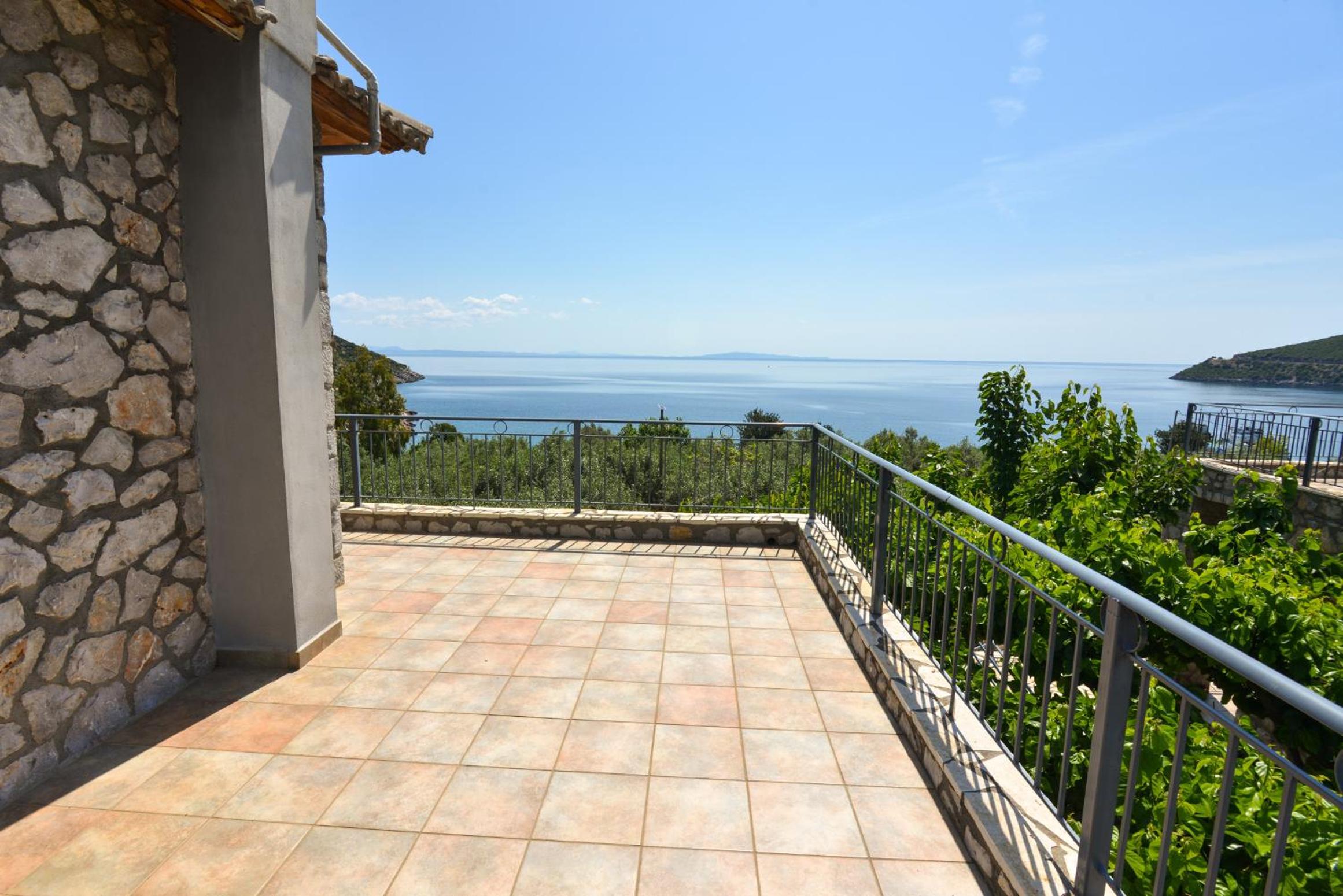 Astros Beach house within an olive farm