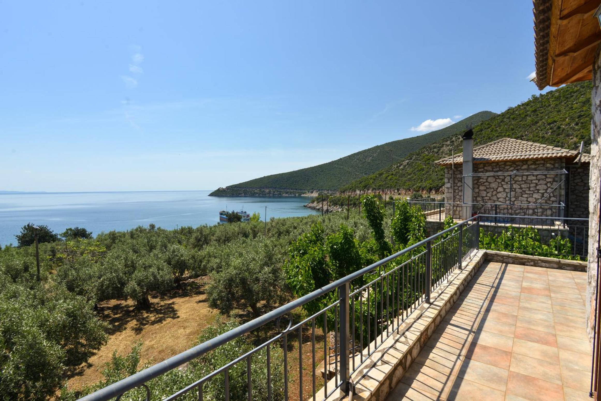 Astros Beach house within an olive farm