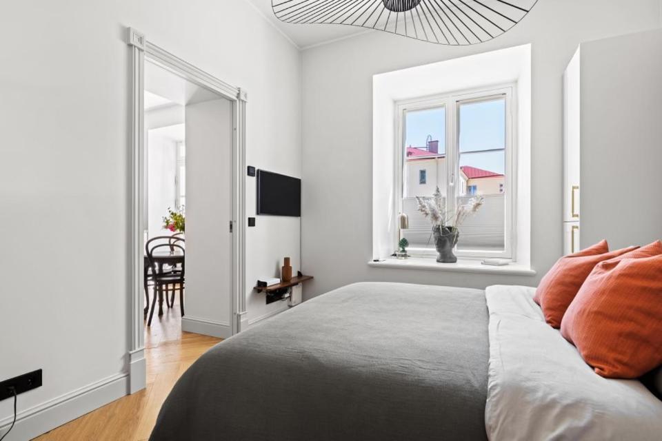 Brand New Old Town Apartment With Terrace