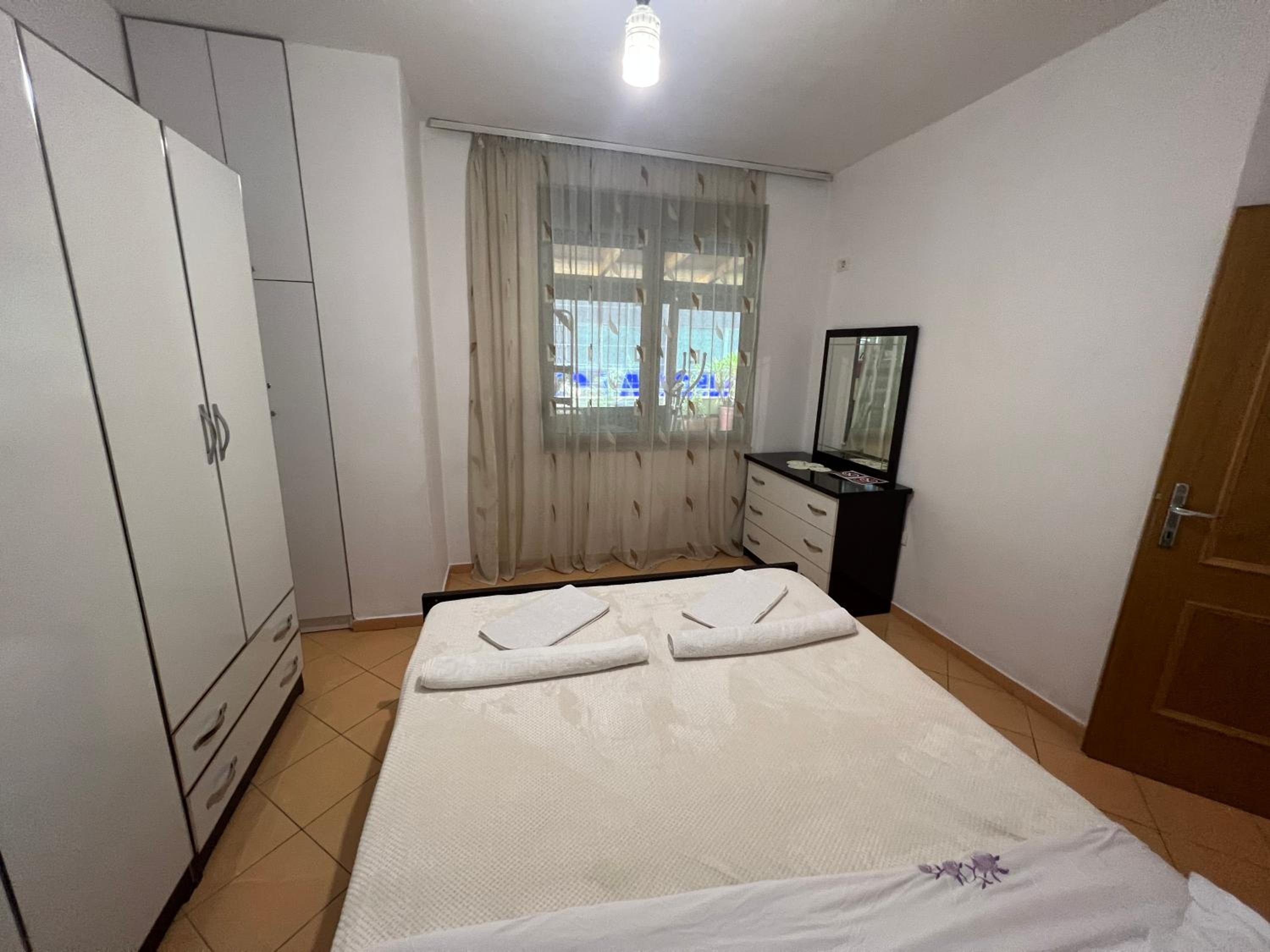 Leonard apartment