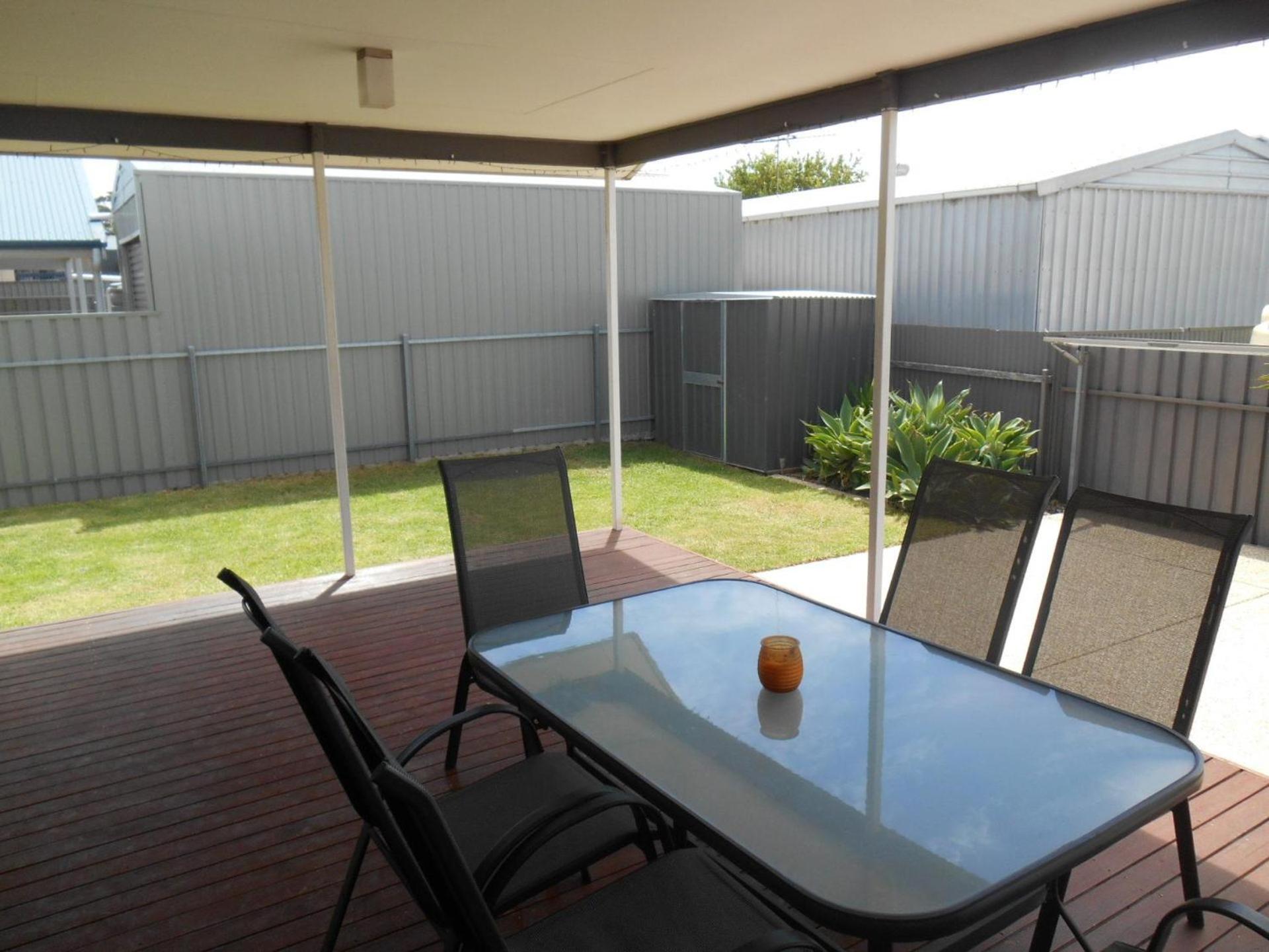 Stormbird Retreat - Port Vincent