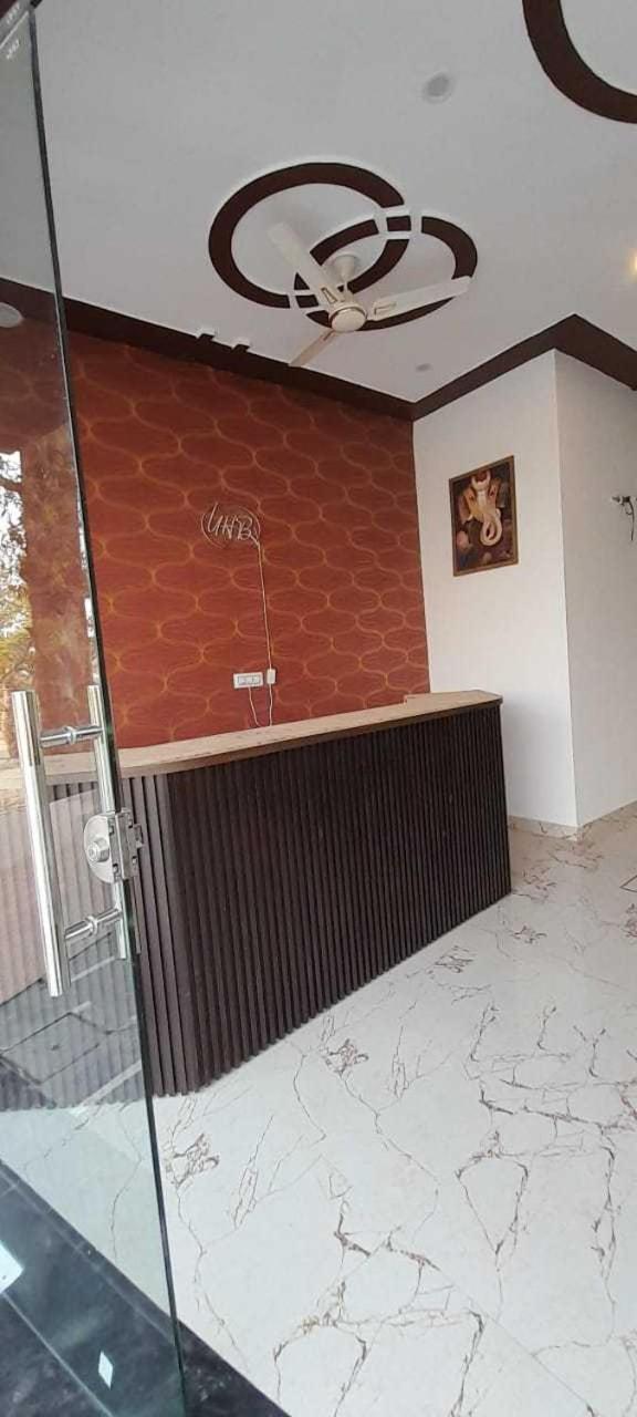 Hotel O Universal Hotel And Banquet Hall view 3