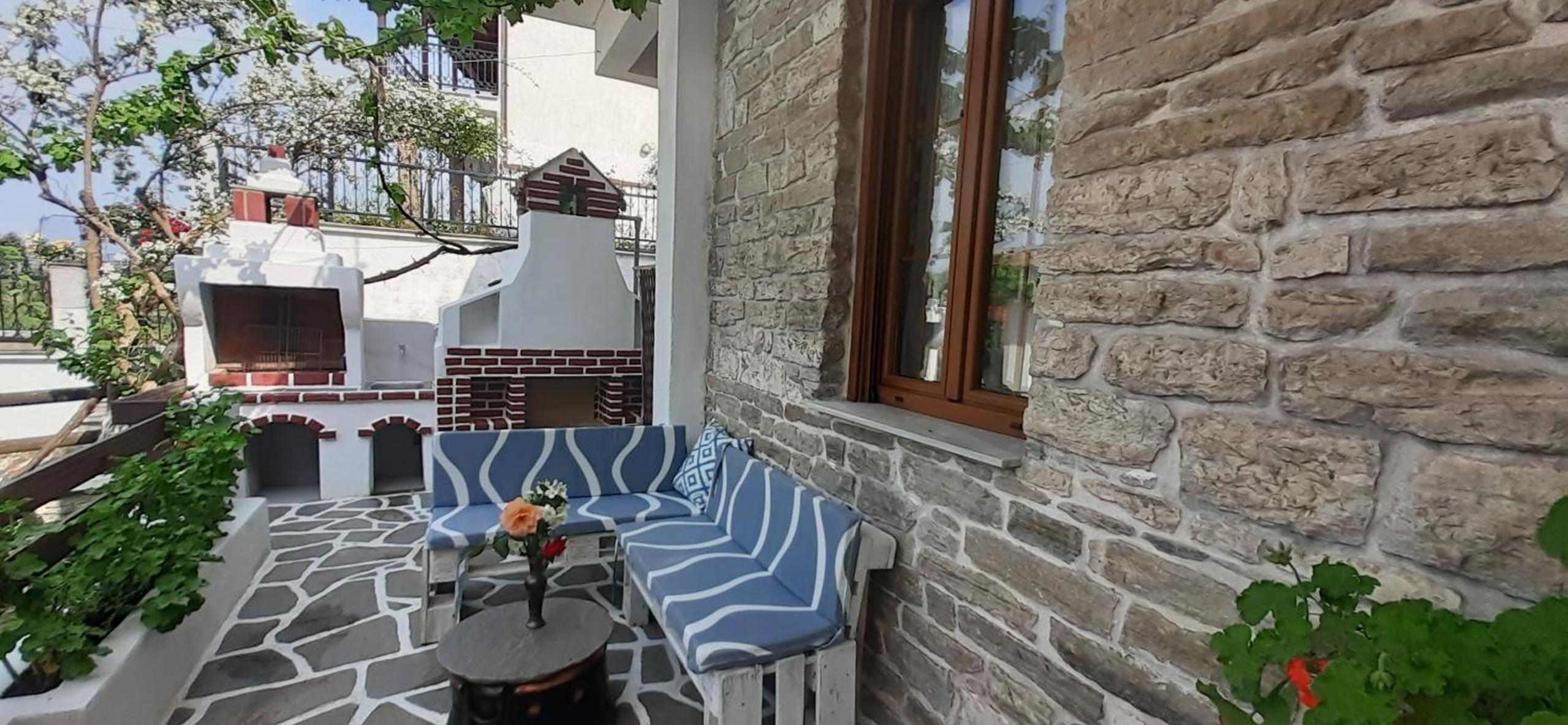 Relax Holistic House
