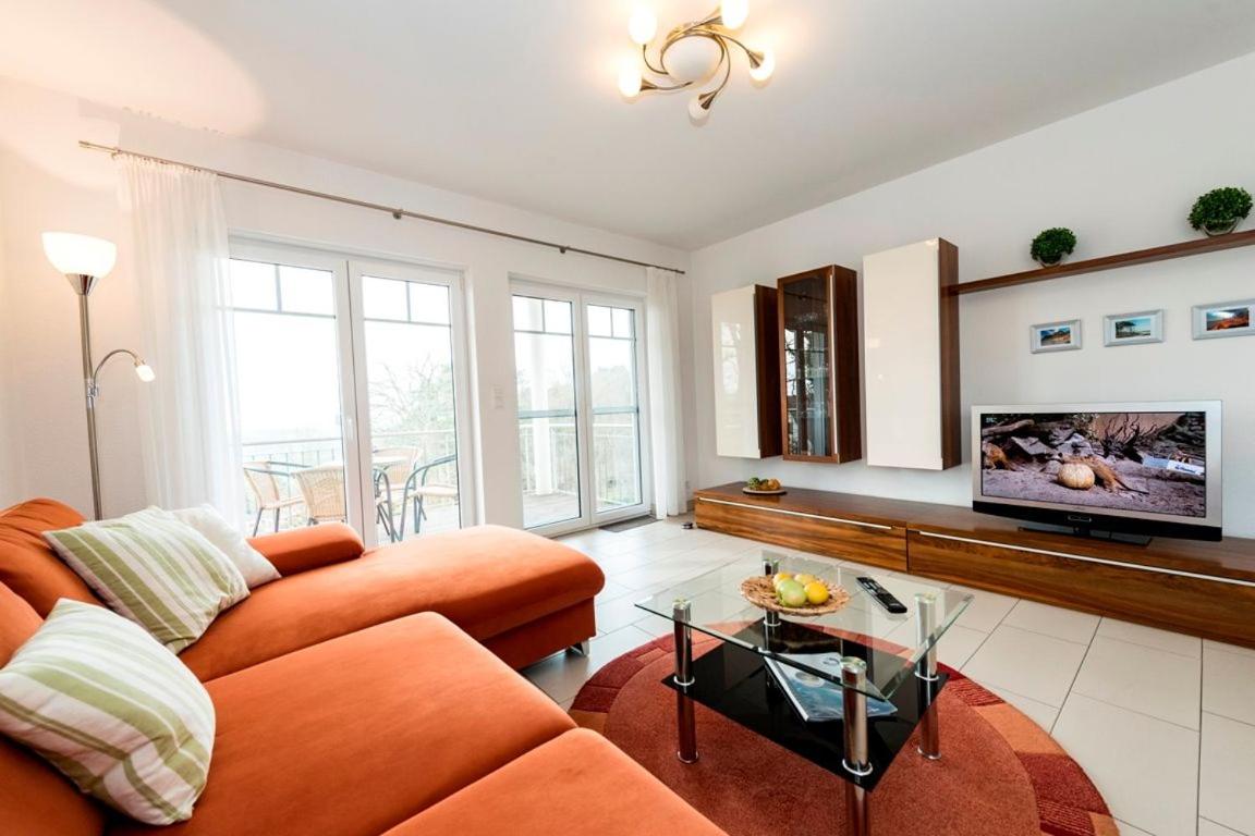 Appartementhaus mit Meerblick im Ostseebad Göhren HO
