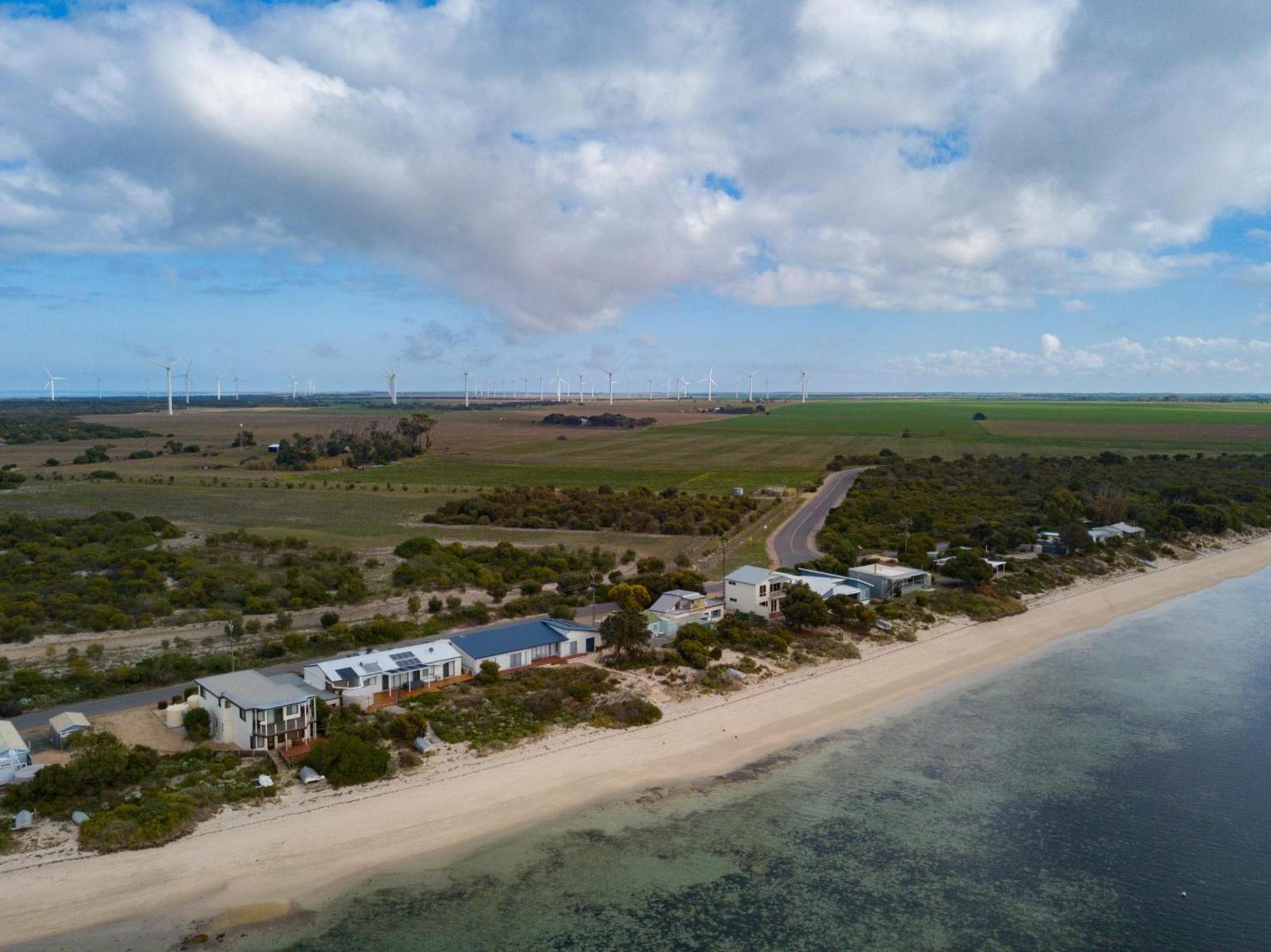 Bliss - Beachfront Sultana Point -