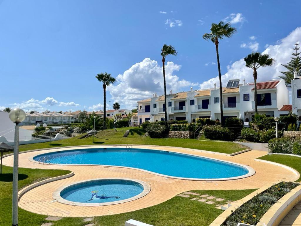 Albufeira 3BR with Pool and AC by the beach by LovelyStay view 5