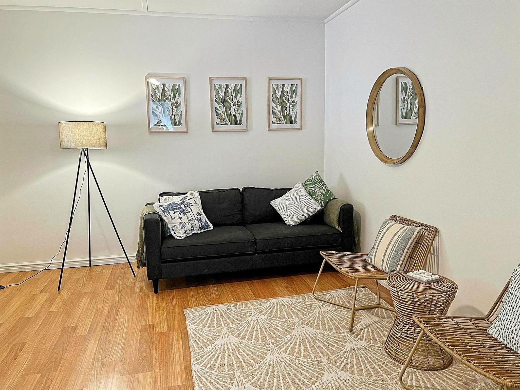 Sea Salt at Stansbury Apartment 2