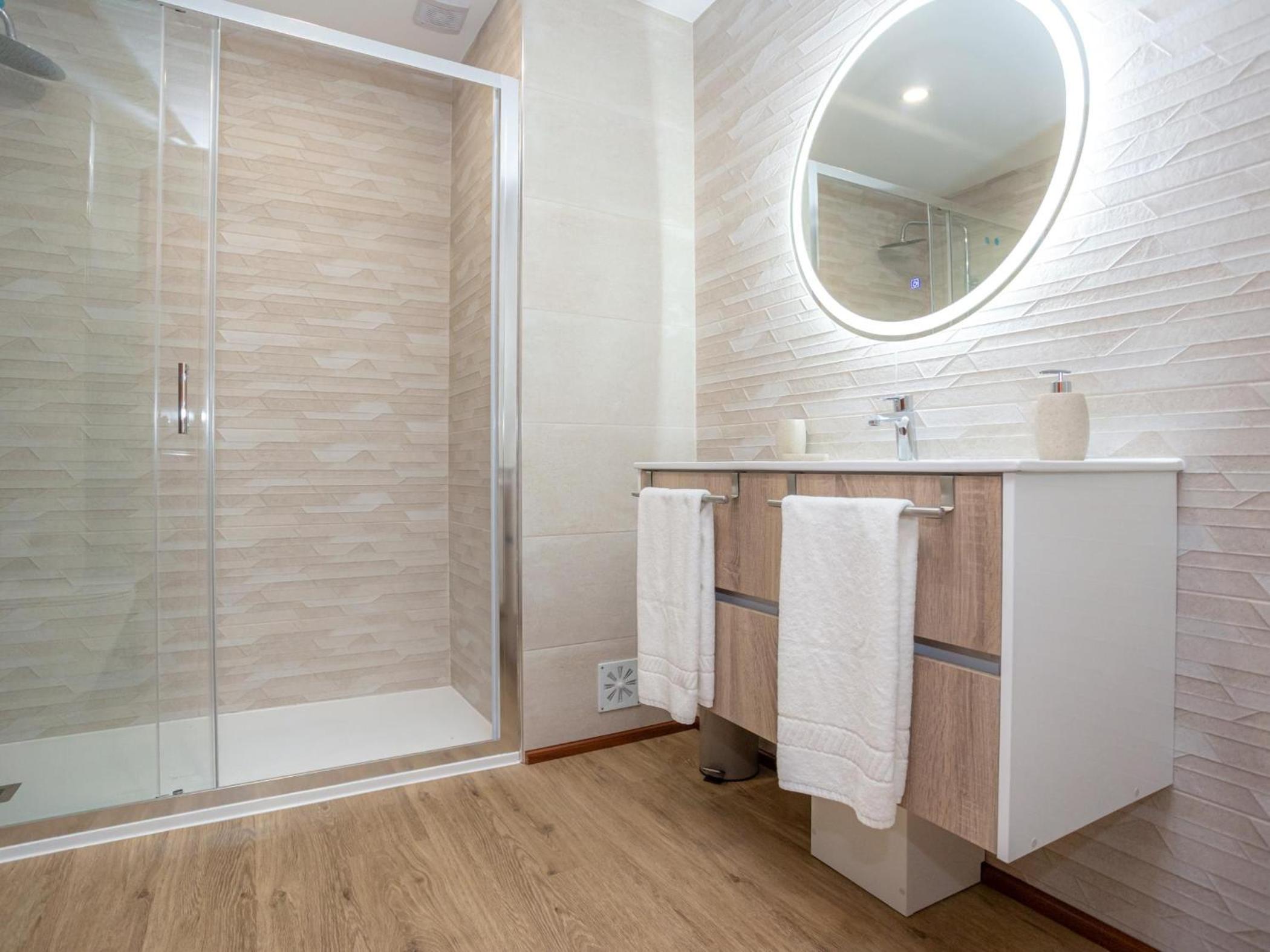Vizo 31 by Rent4All