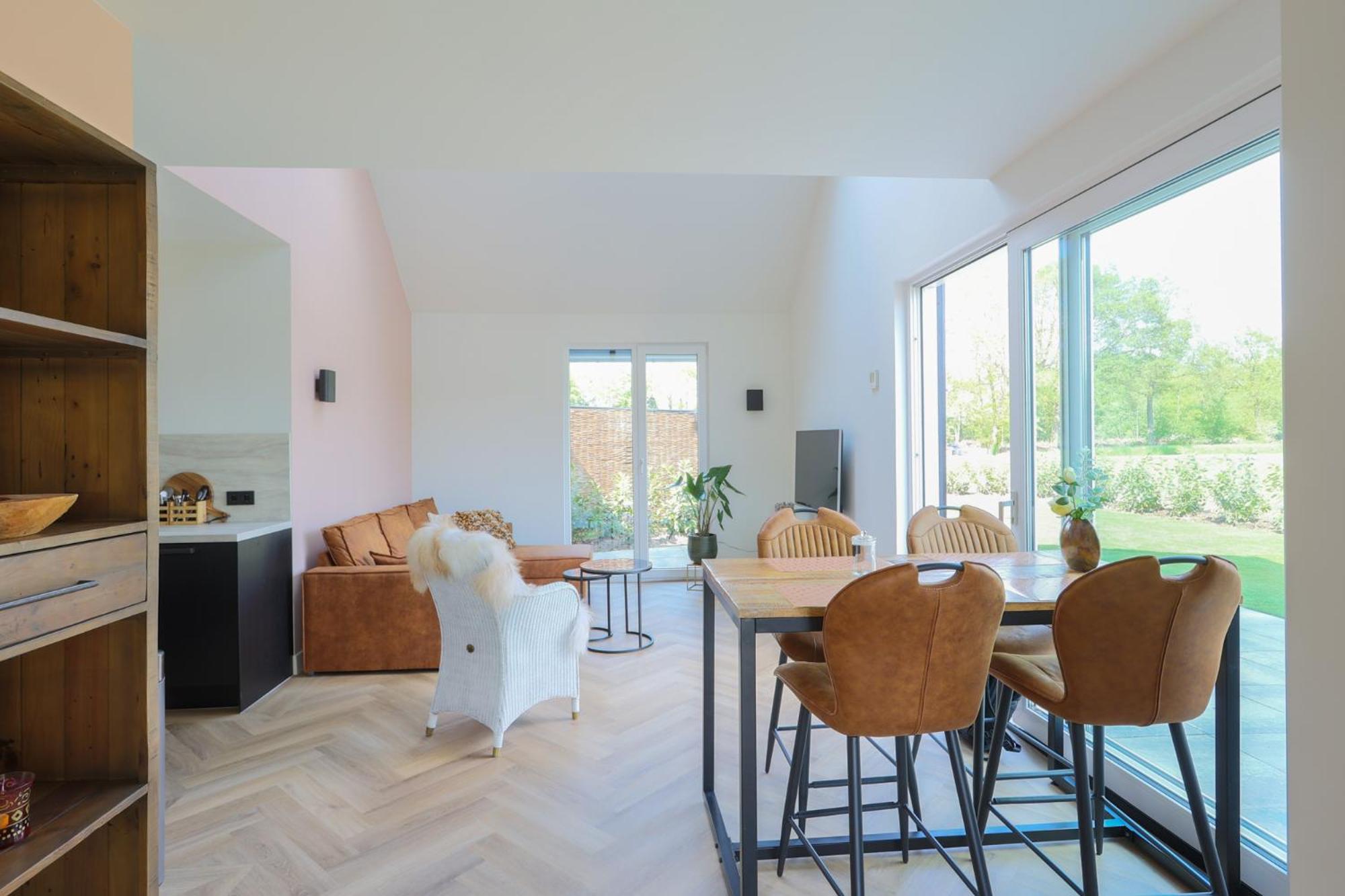 Erve Mulder vakantiehuis met eigen jacuzzi en eigen sauna view 4