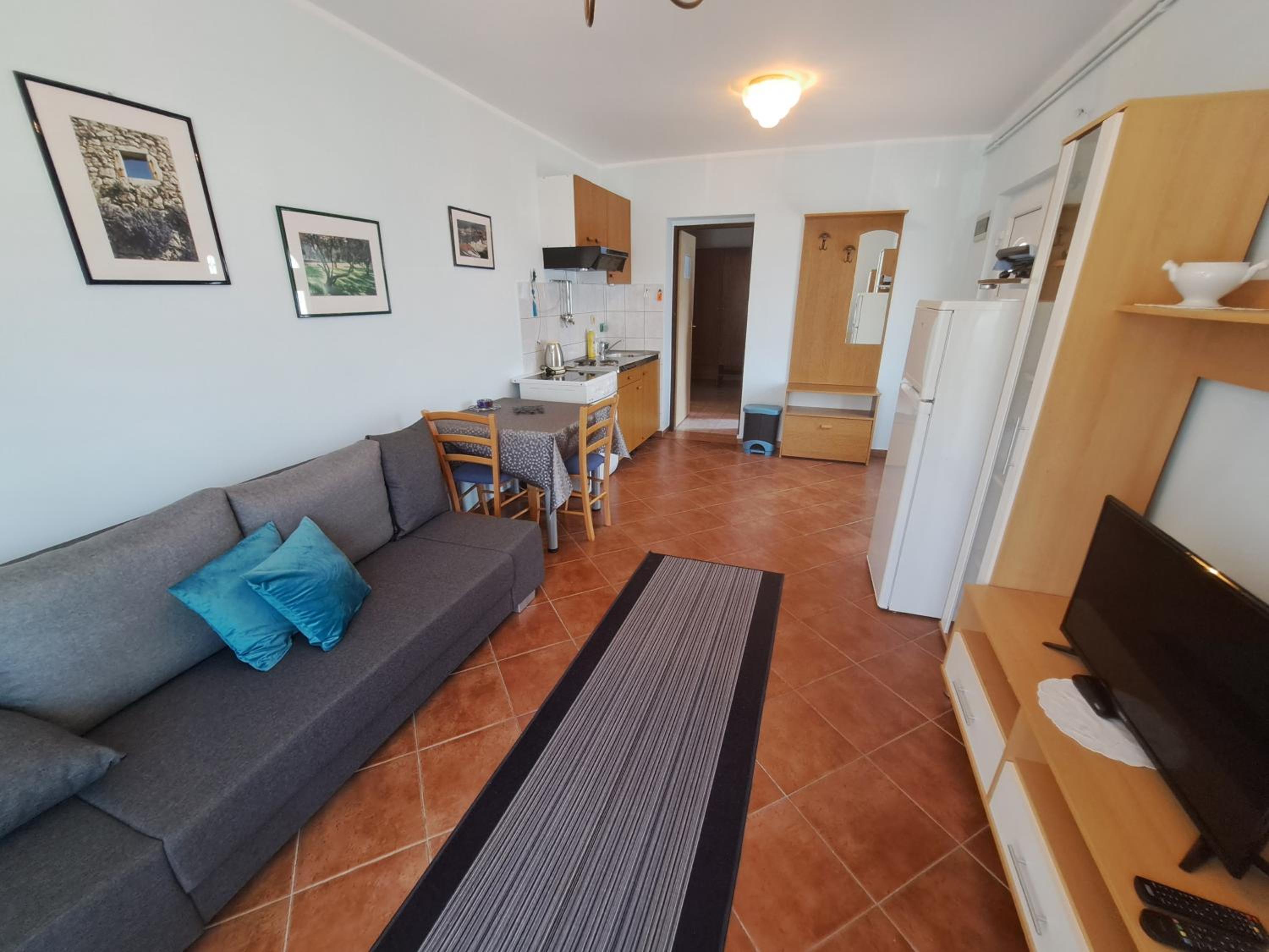 Apartment Leo view 3