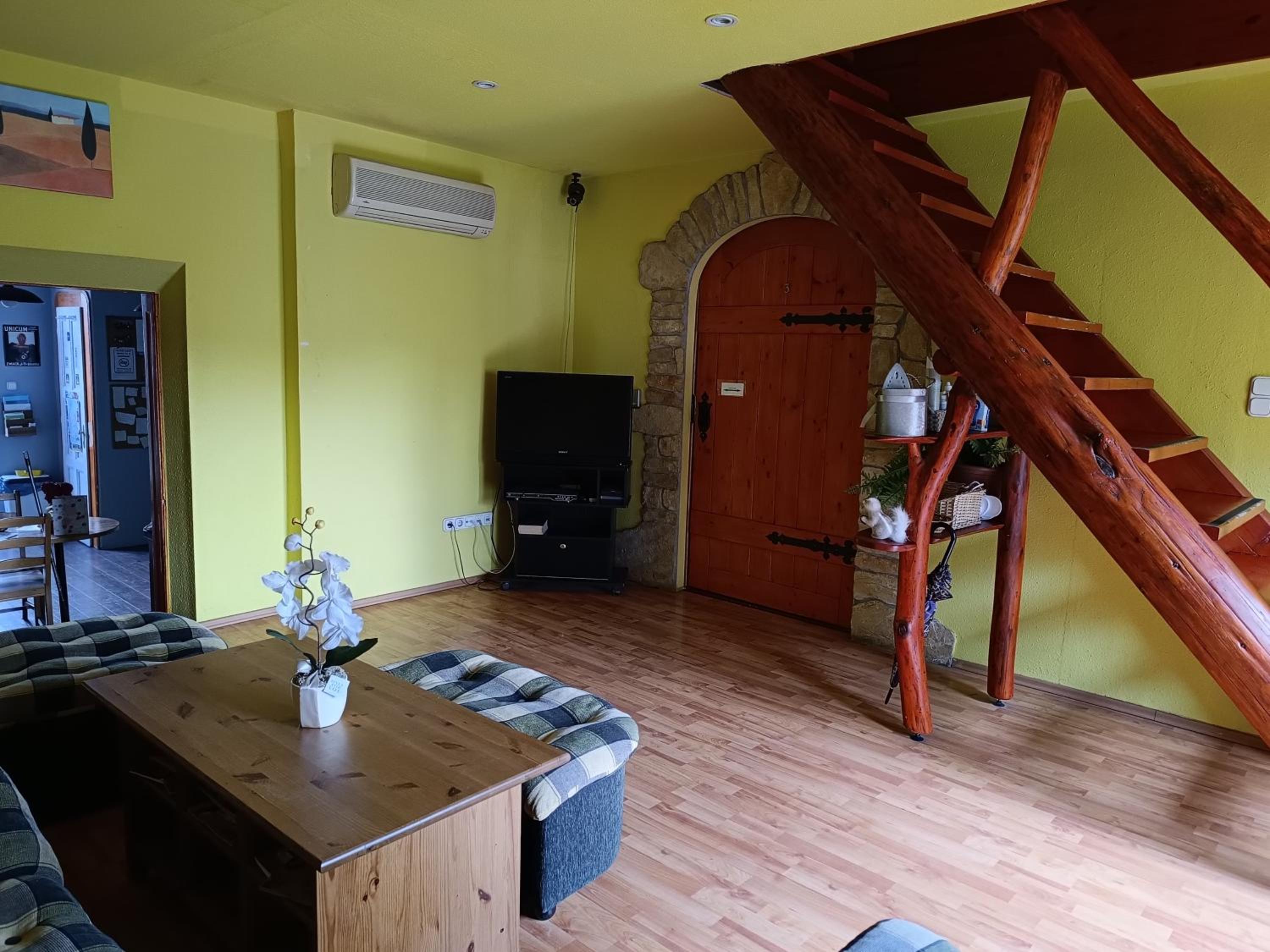 7x24 Central Hostel