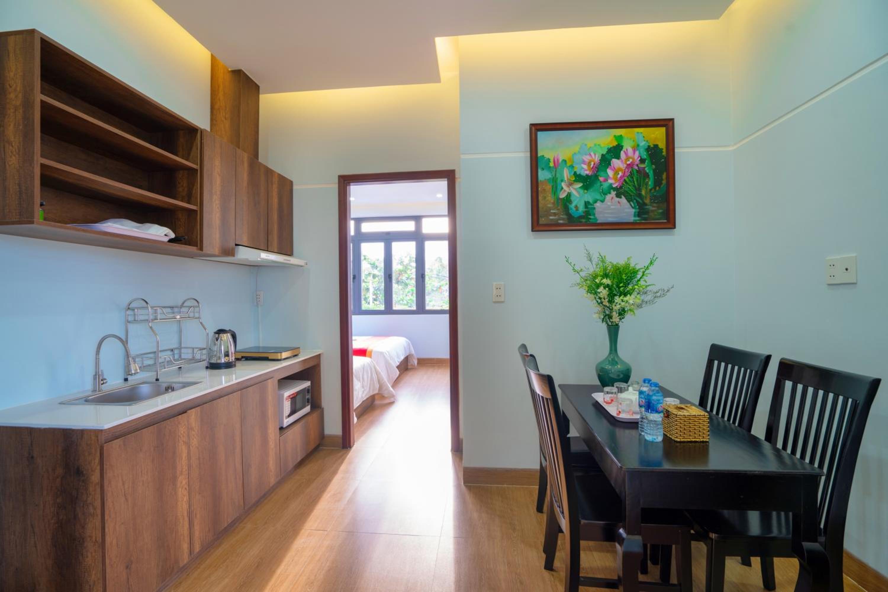 Golden Field Villa& Apartment view 5