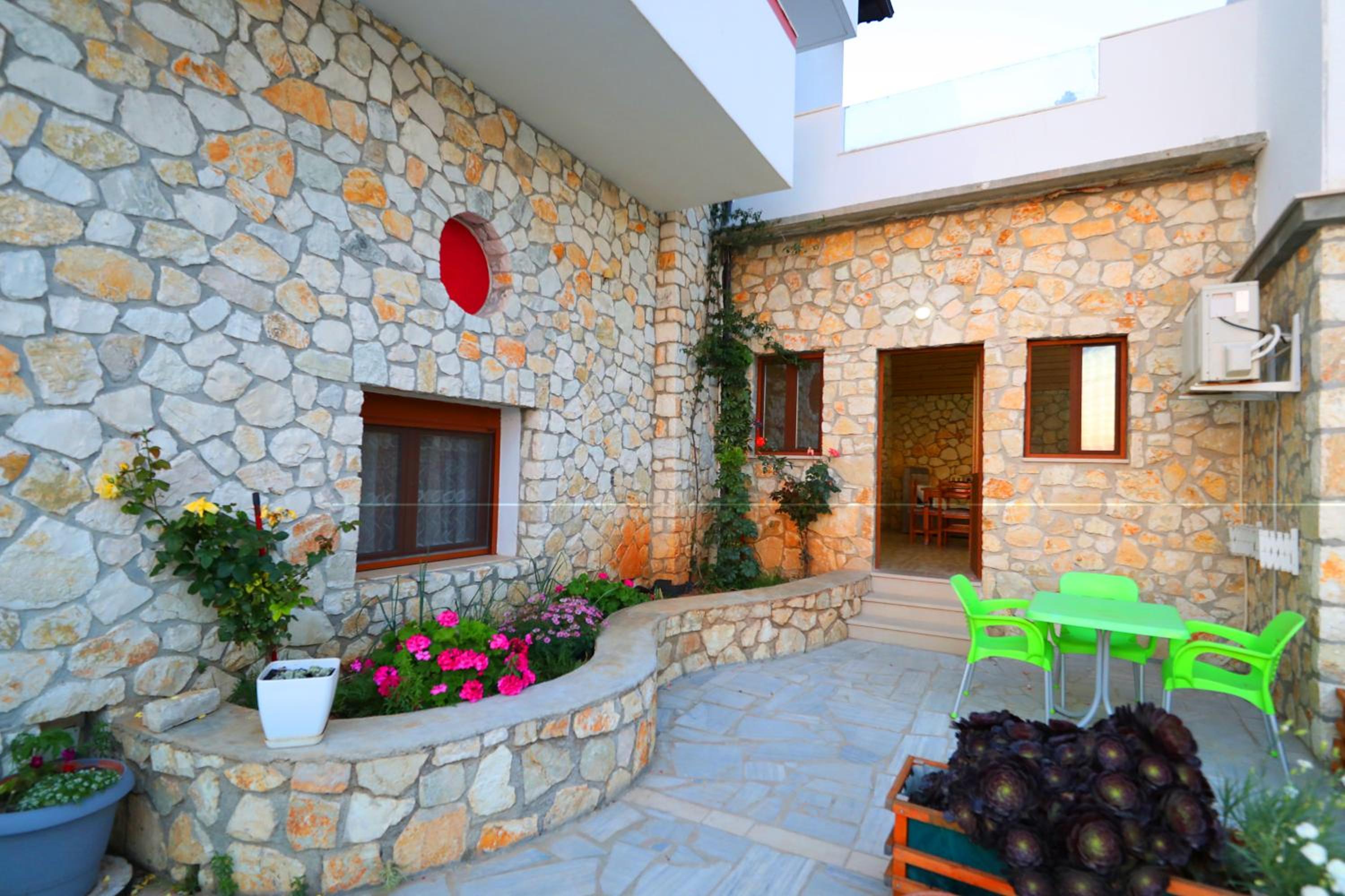 Vila Dena