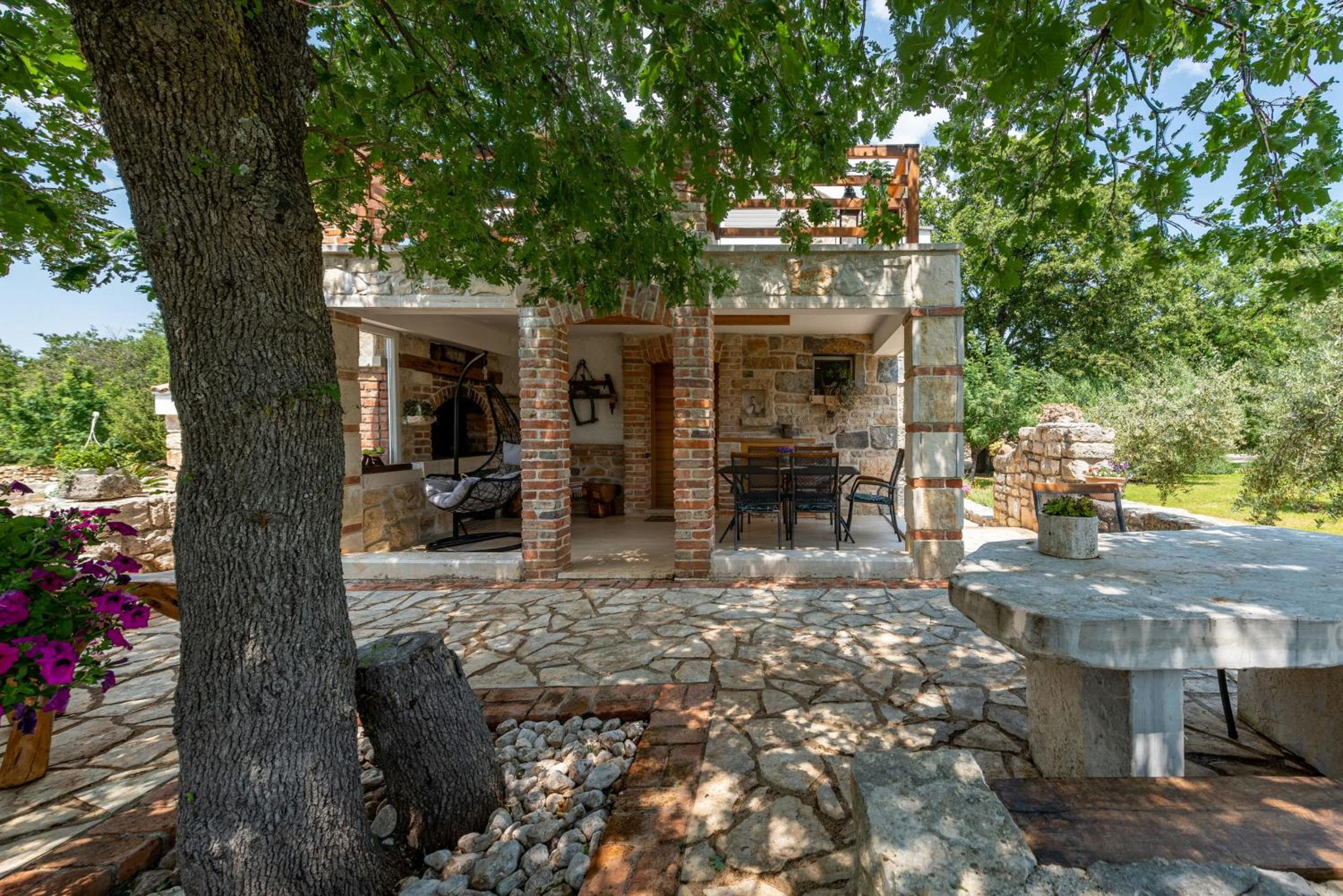 Photo 15