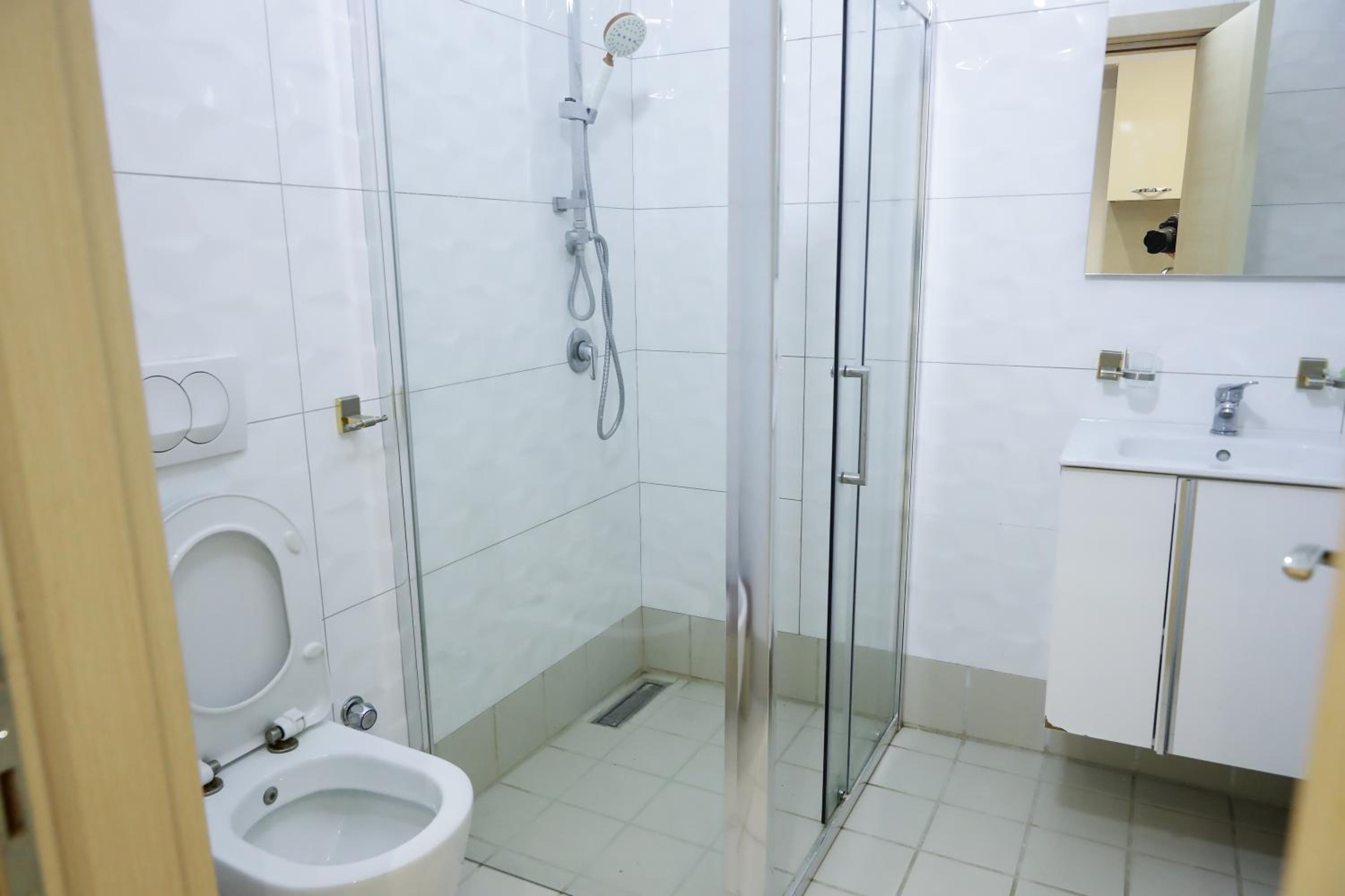 Fishta Apartment Q6 47