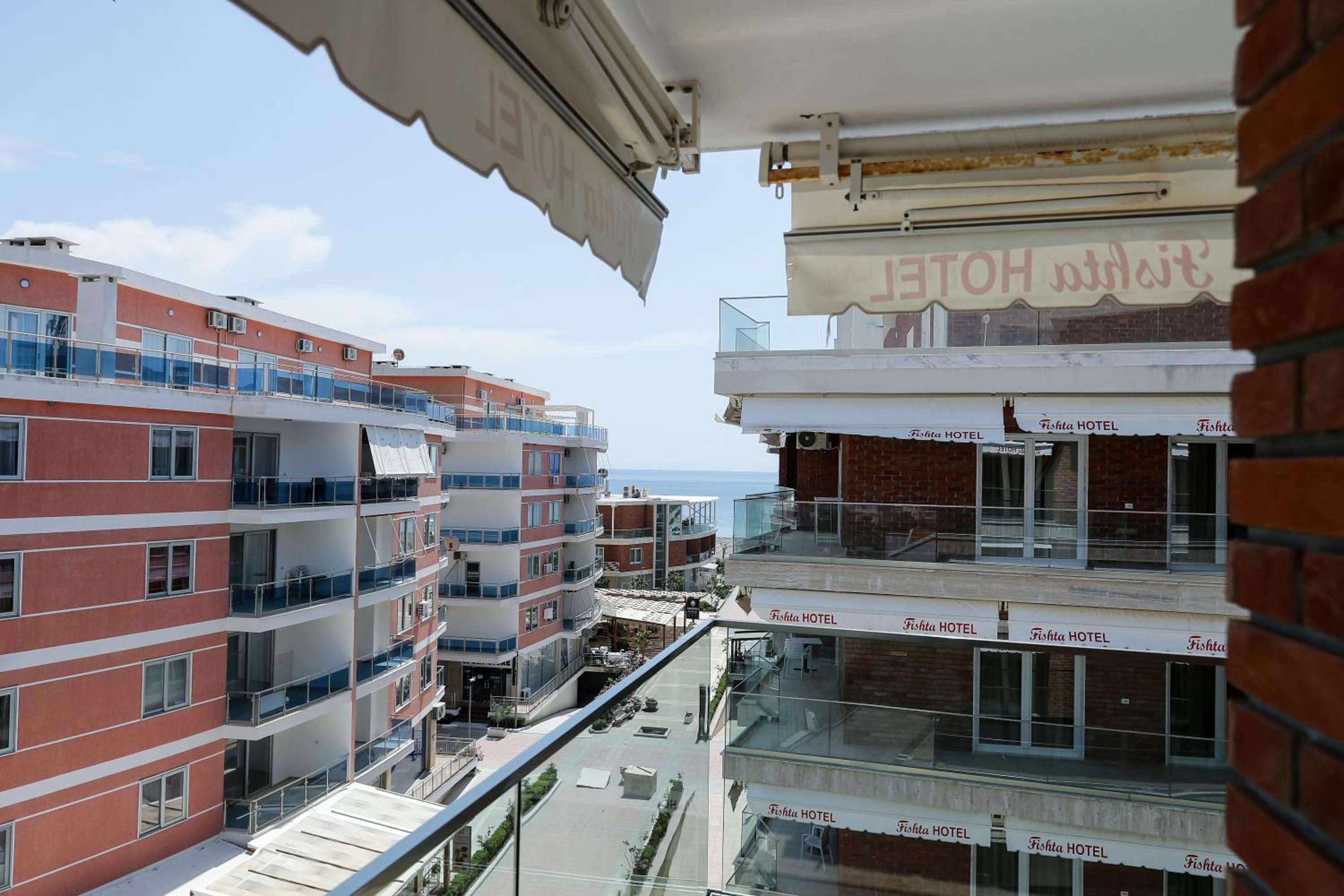 Fishta Apartment Q6 47