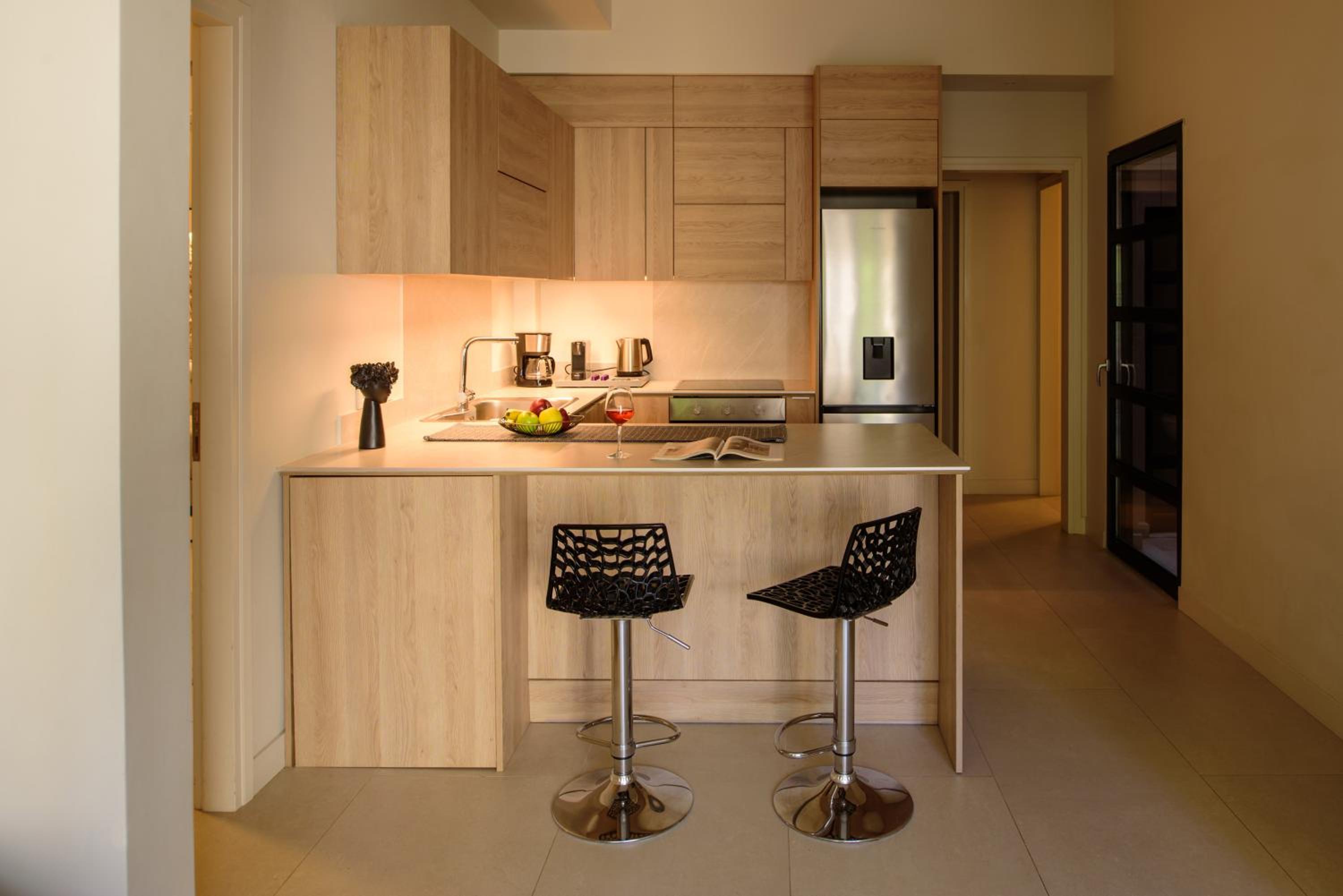 THIRAMENOUS RESIDENCE
