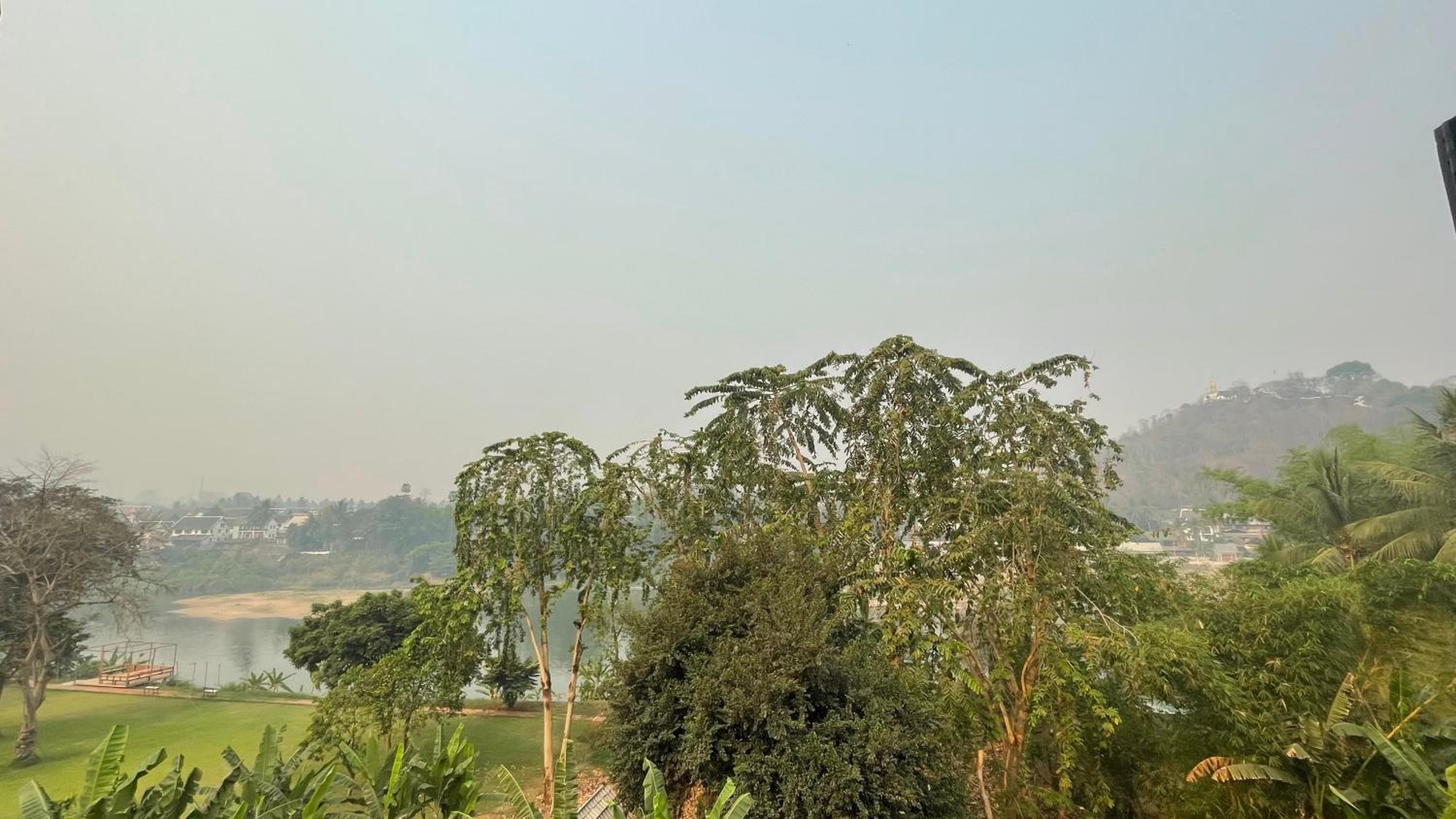 Meet sunset hostel Luangprabang