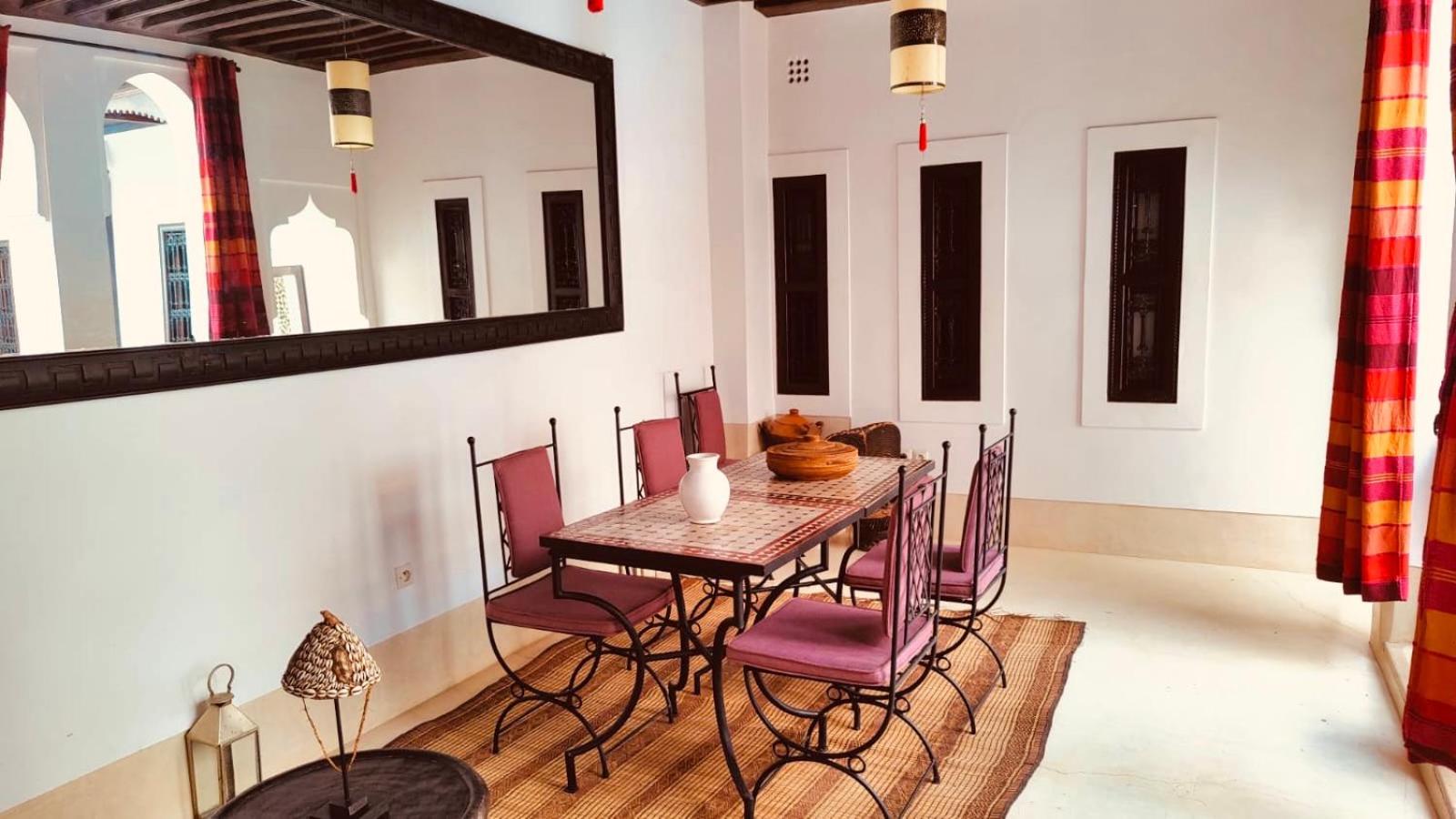 dining