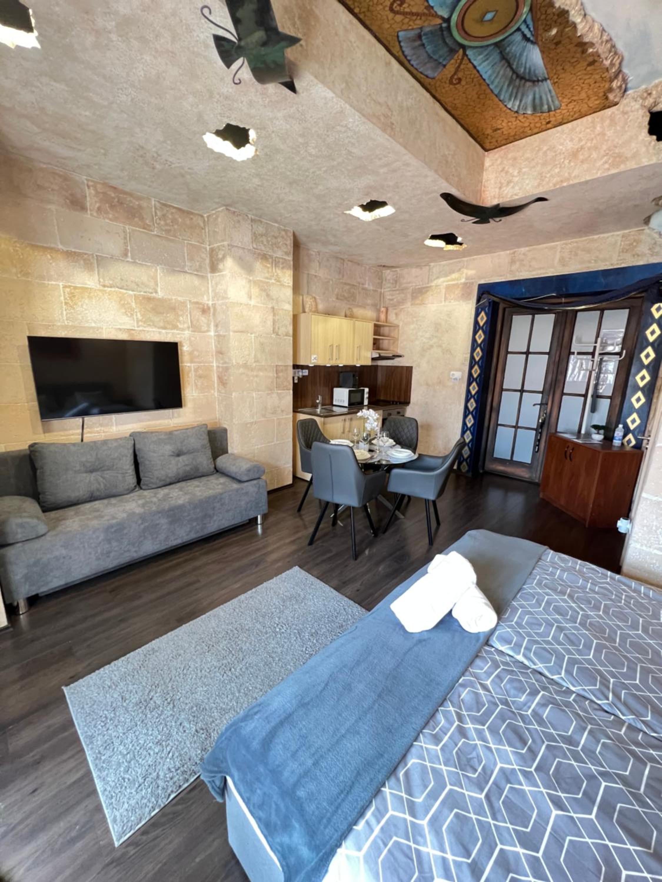 Weissmann Residence