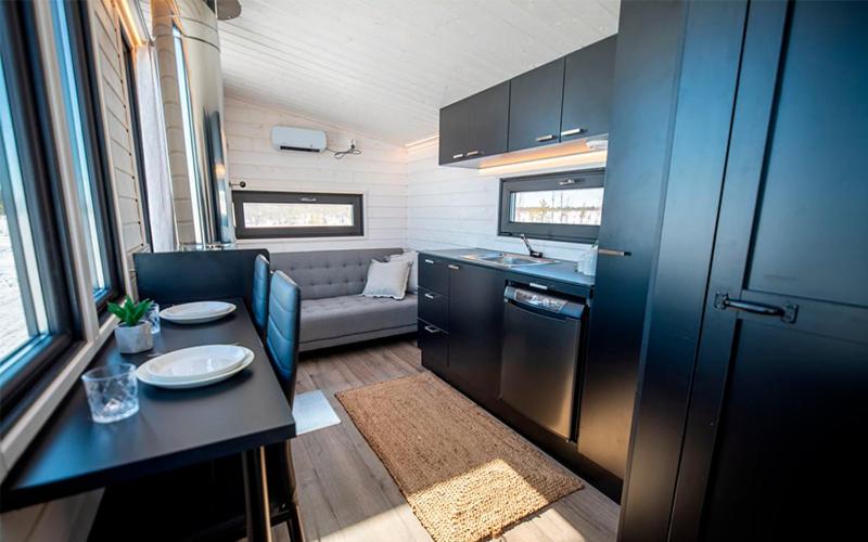 Karemajat wagon cottage