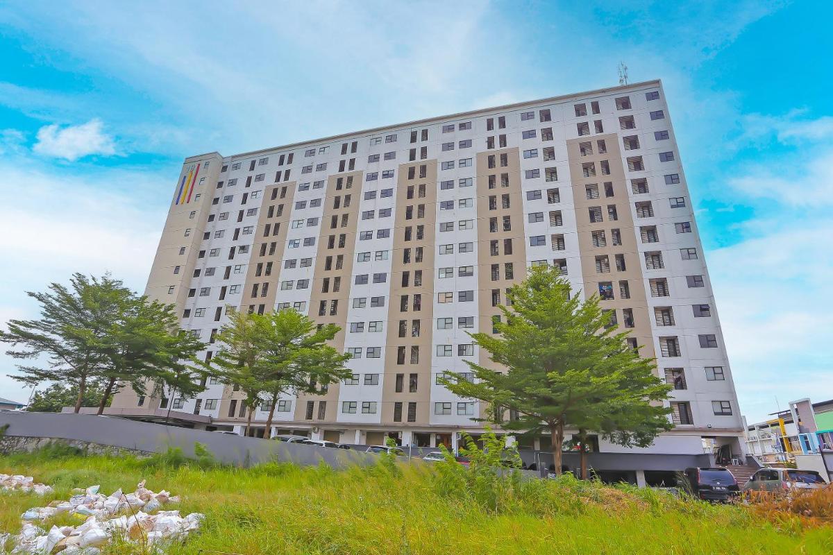 hotel building