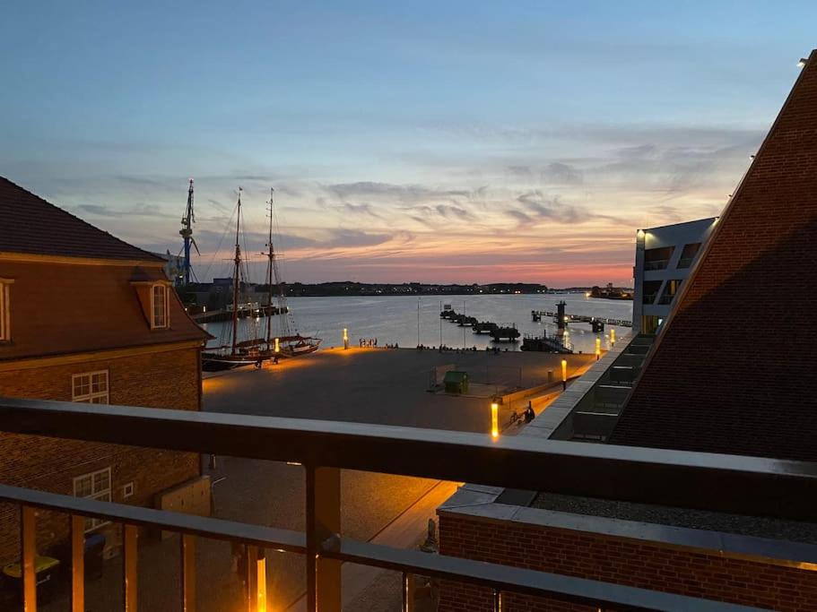 Meerblick, Balkon und private Sauna im historischen Getreidespeicher