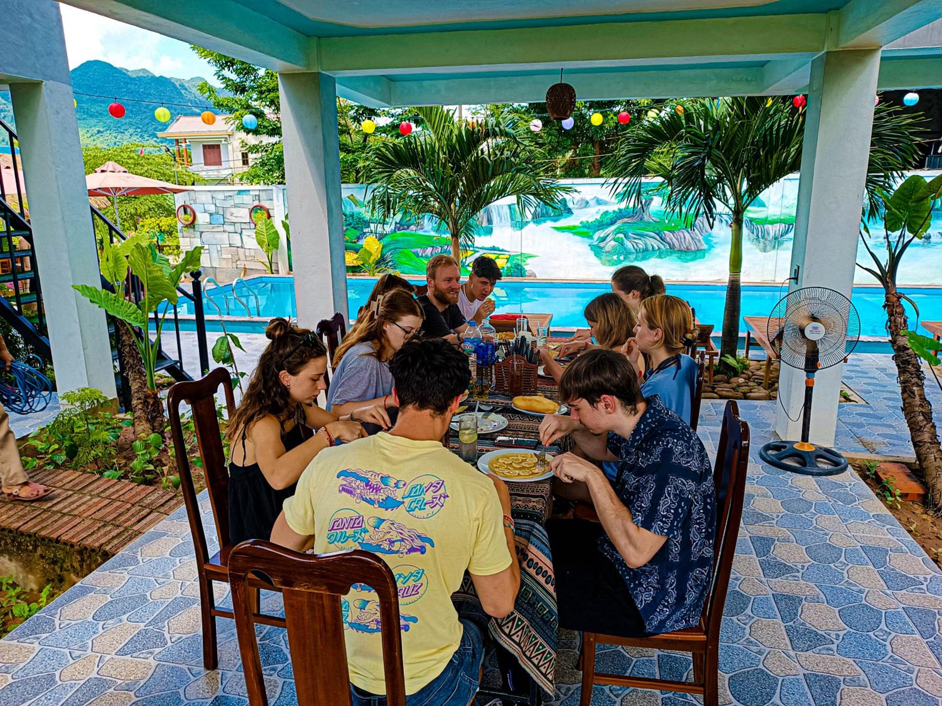 dining