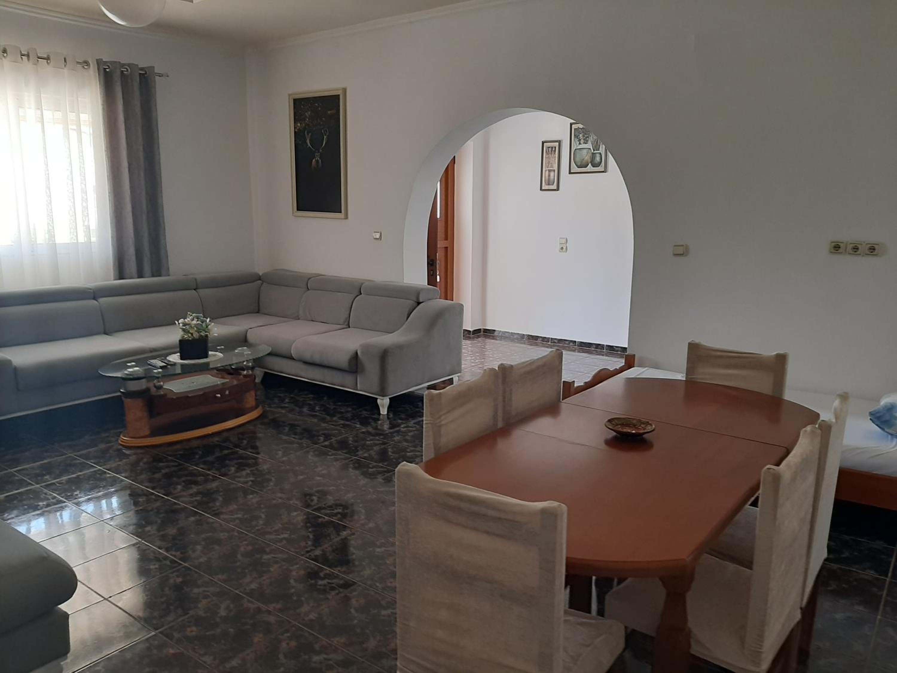 Villa Shehu