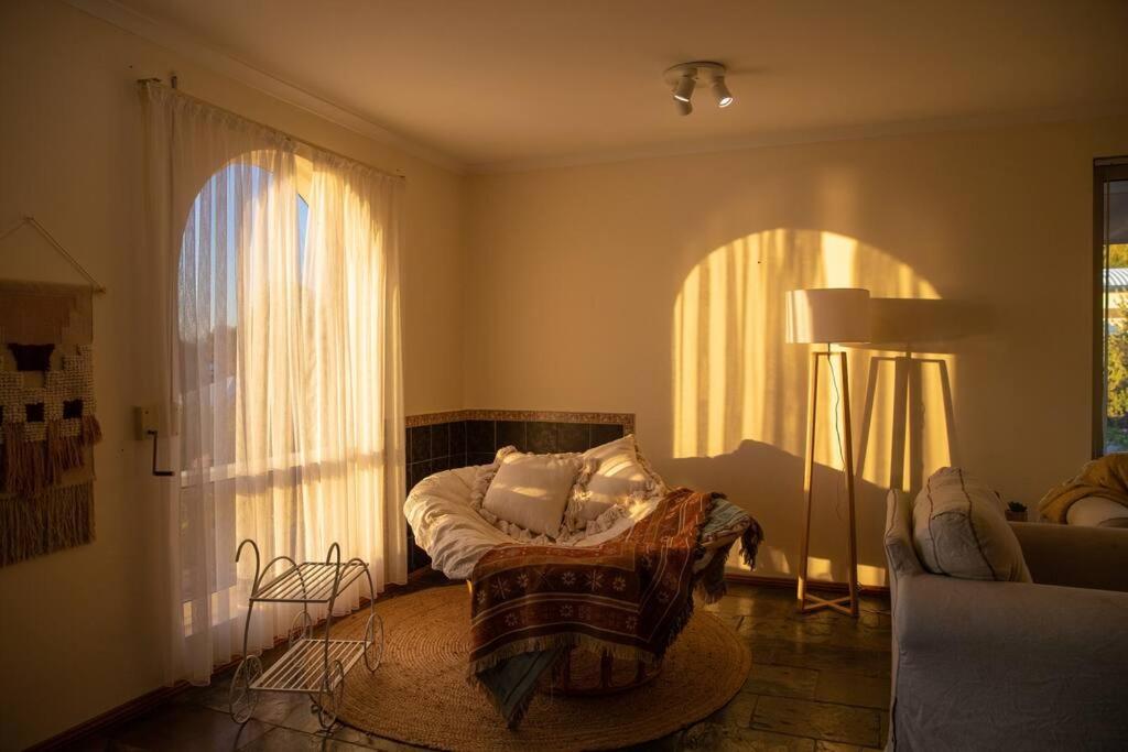 Hallett Cove Garden House with Ocean Sunset
