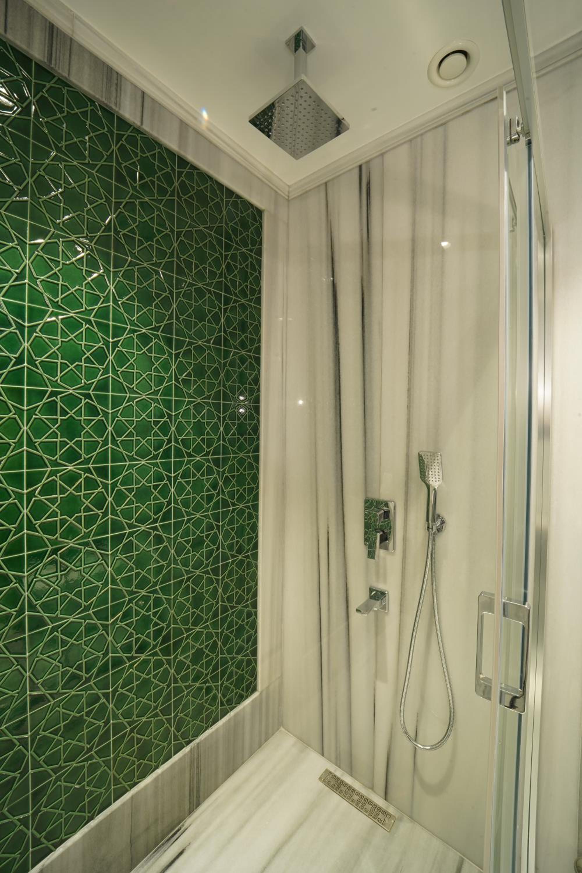 Tin Süitler - Image 17