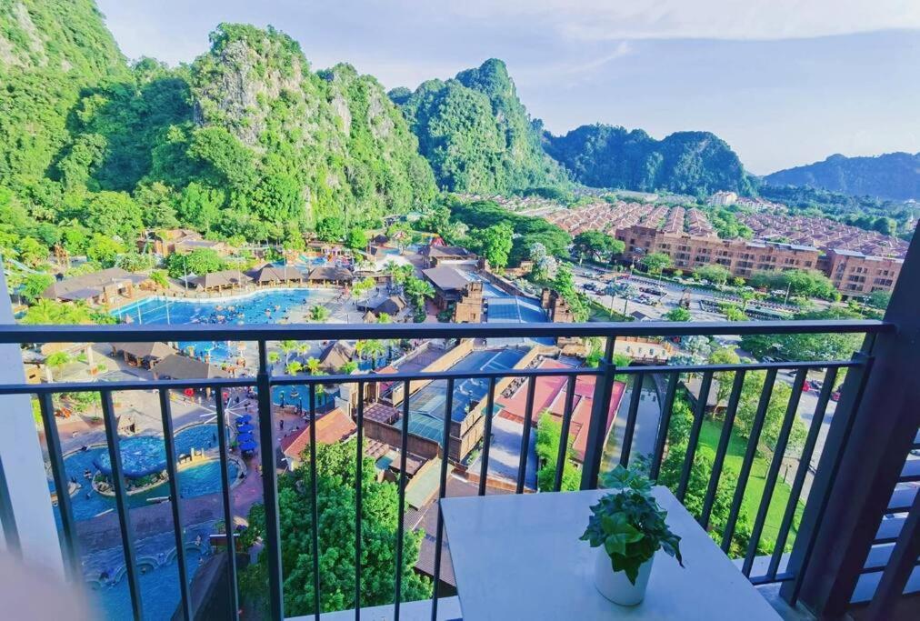 Sunway lost world onsen ipoh-themepark view 5 pax photo 2