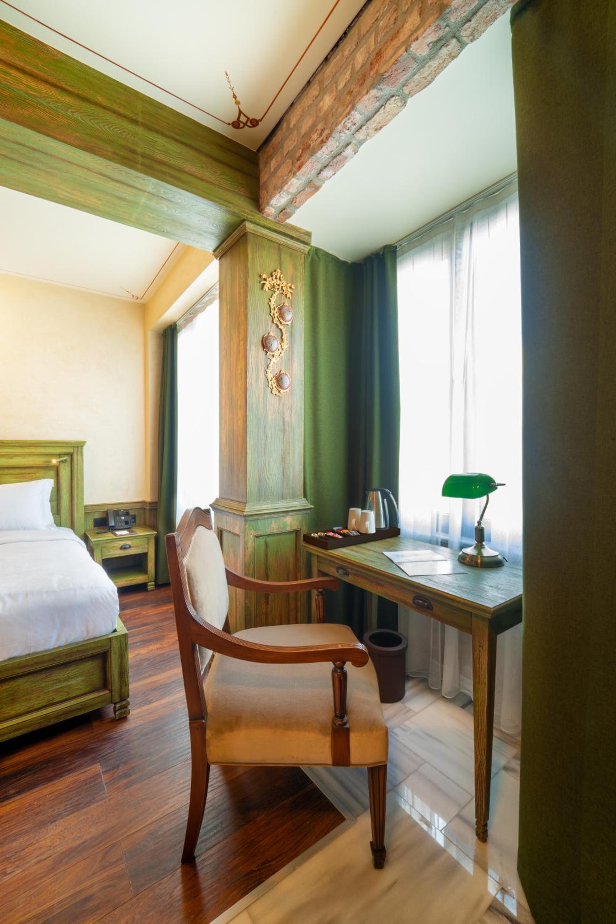 Tin Süitler - Image 10