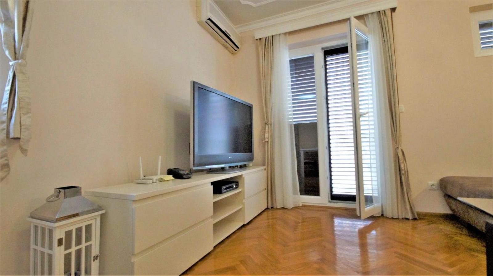 Apartment Glomazic