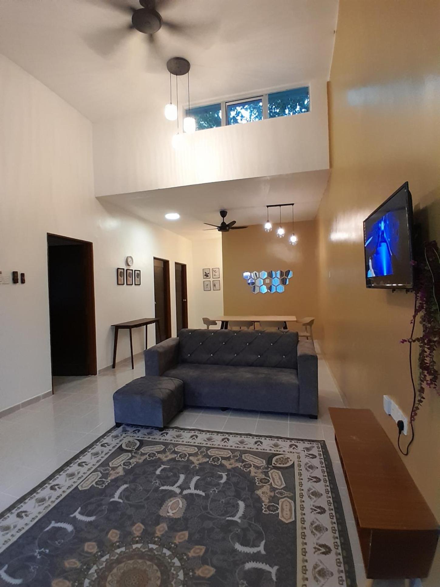 Khayla Homestay